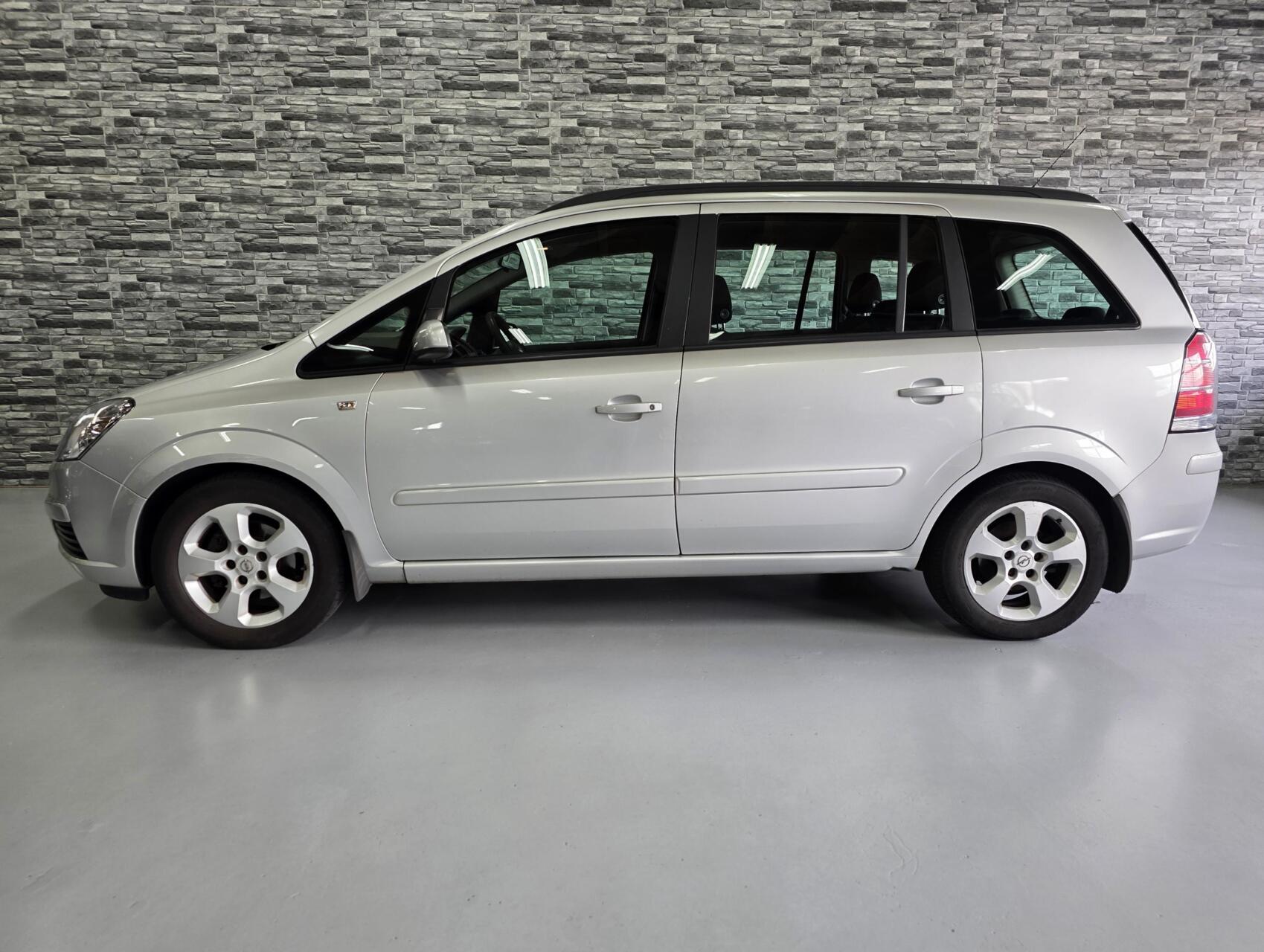 Foto van Opel Zafira