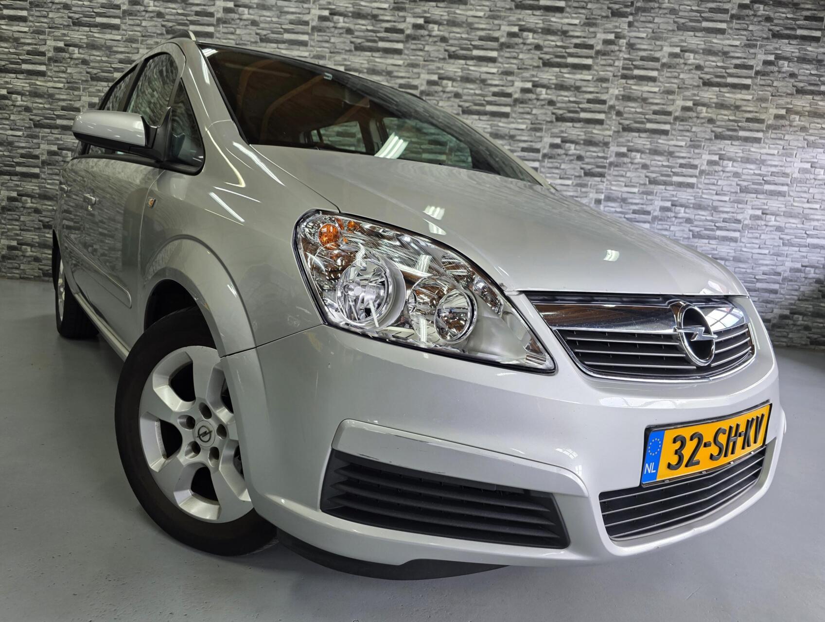 Foto van Opel Zafira