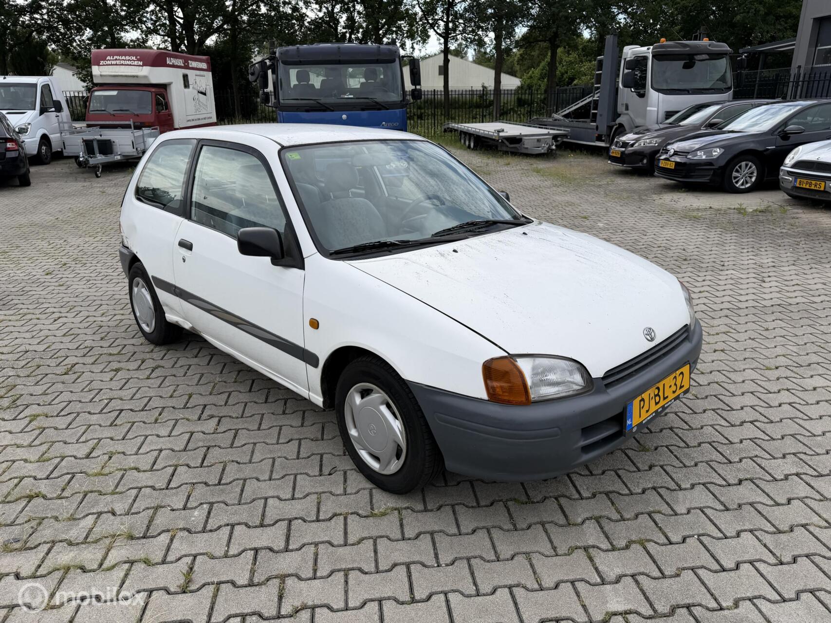Foto van Toyota Starlet