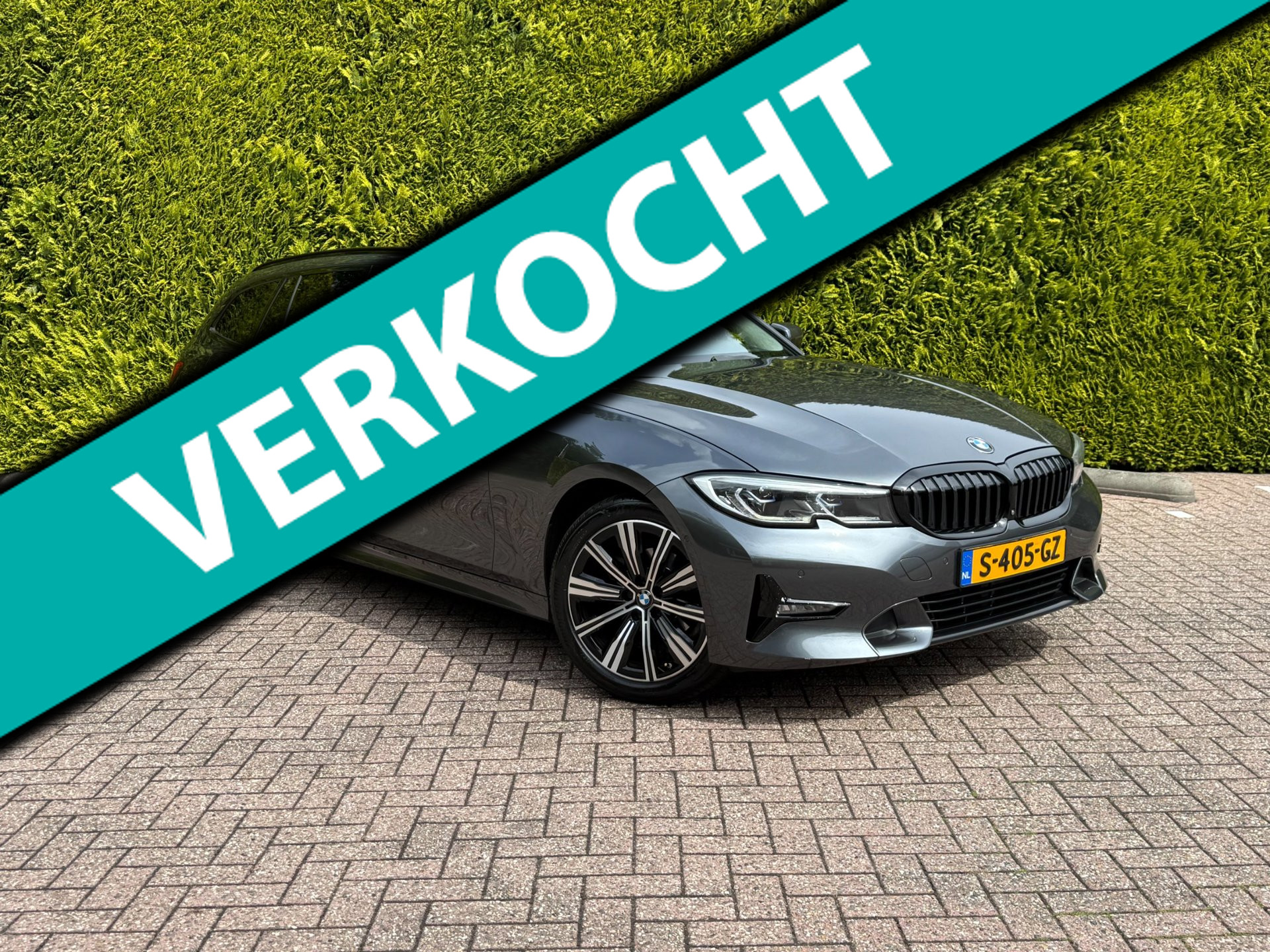 BMW 318d 318d High Executive 2021 - voorkant