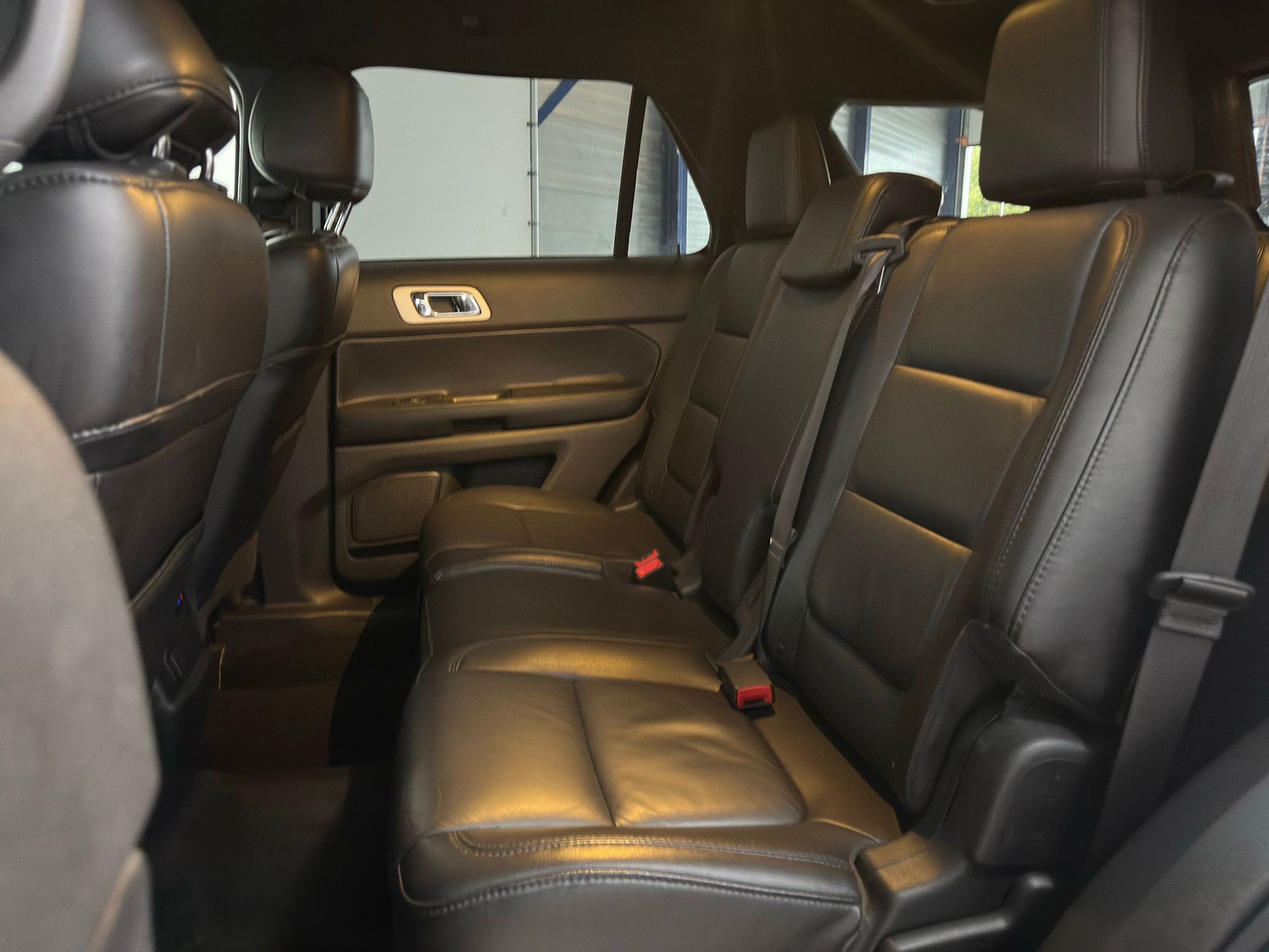 Foto van Ford Explorer XLT FWD 4dr