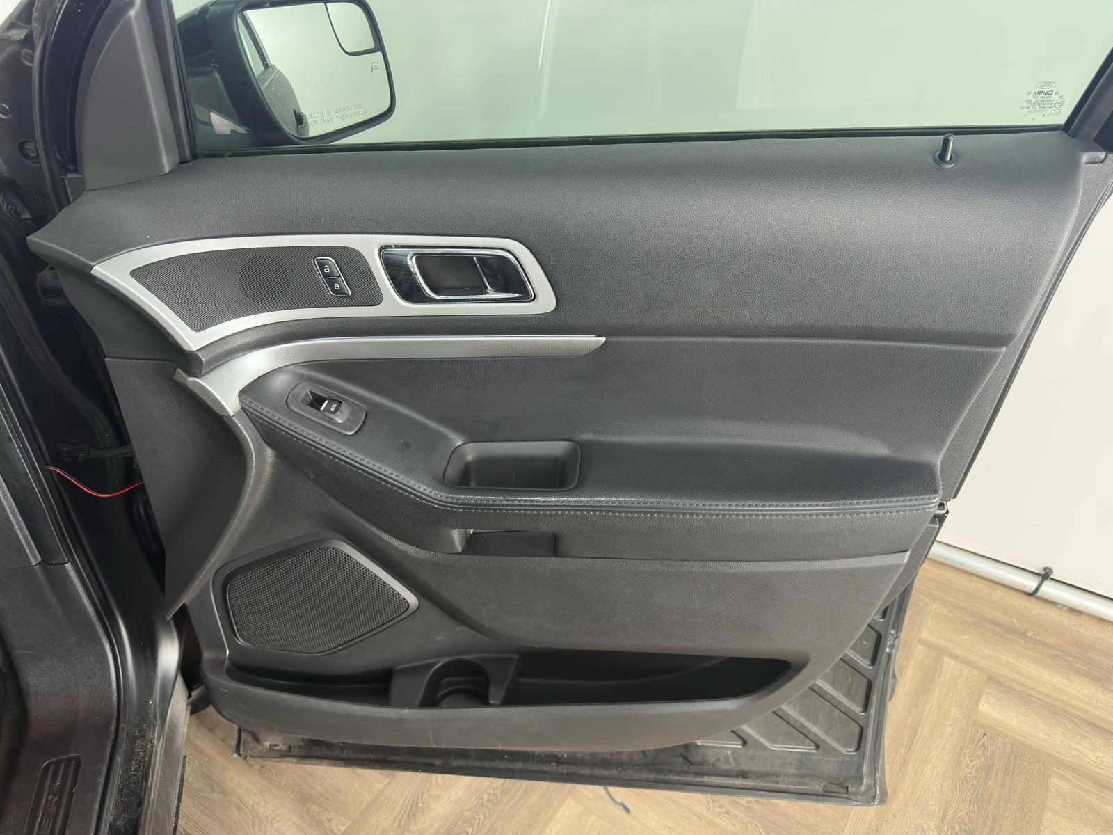 Foto van Ford Explorer XLT FWD 4dr