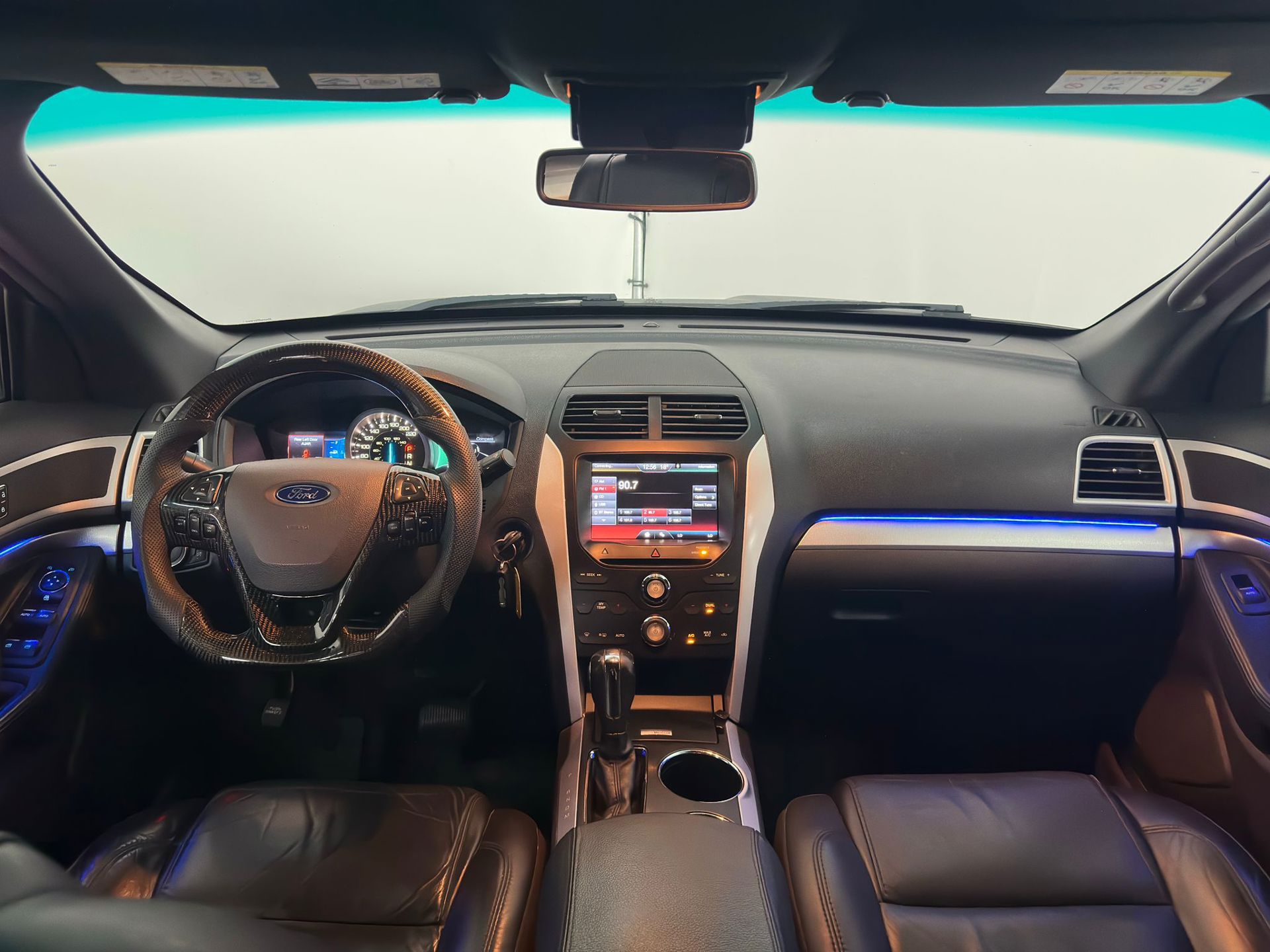 Foto van Ford Explorer XLT FWD 4dr