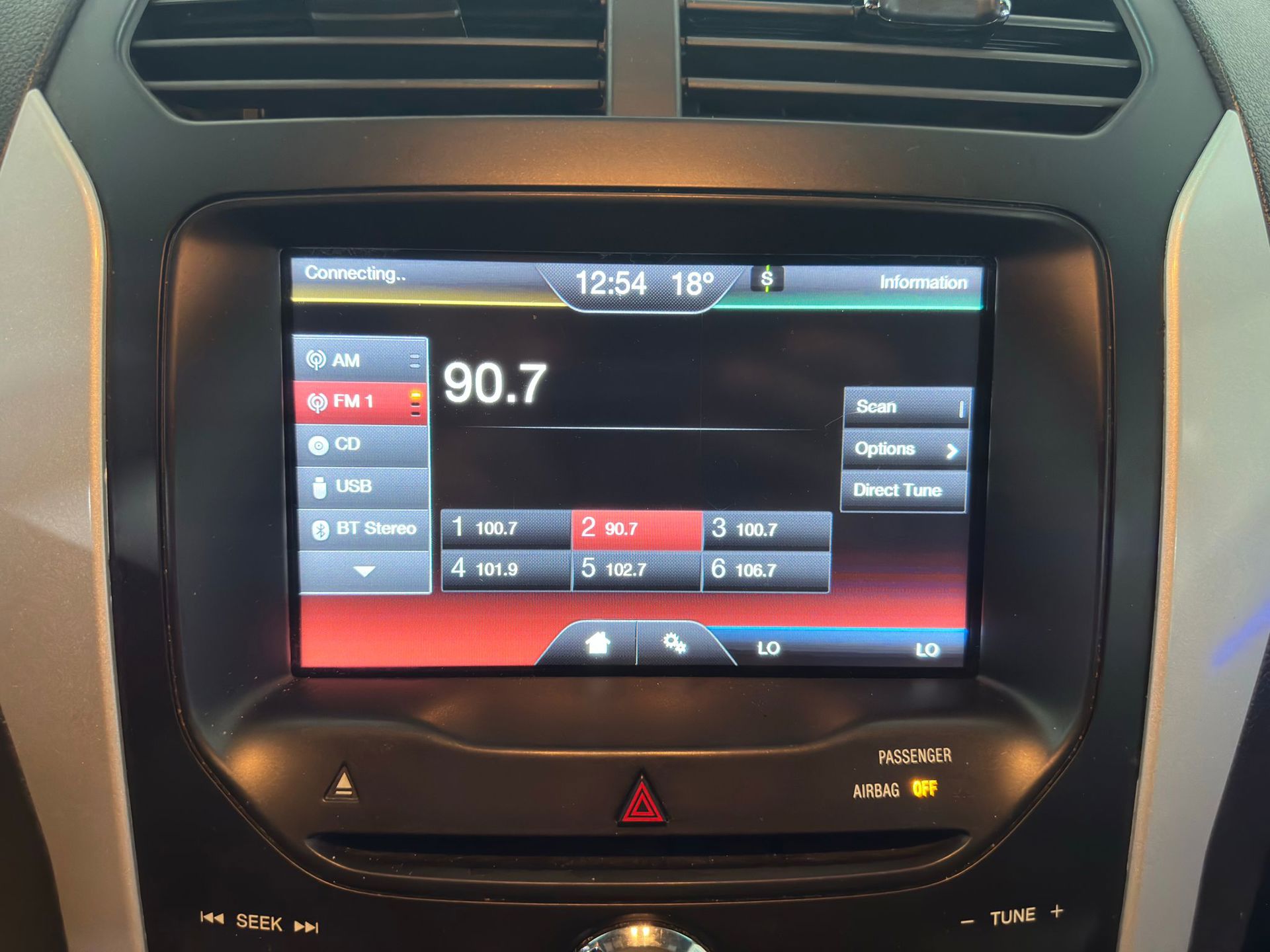 Foto van Ford Explorer XLT FWD 4dr