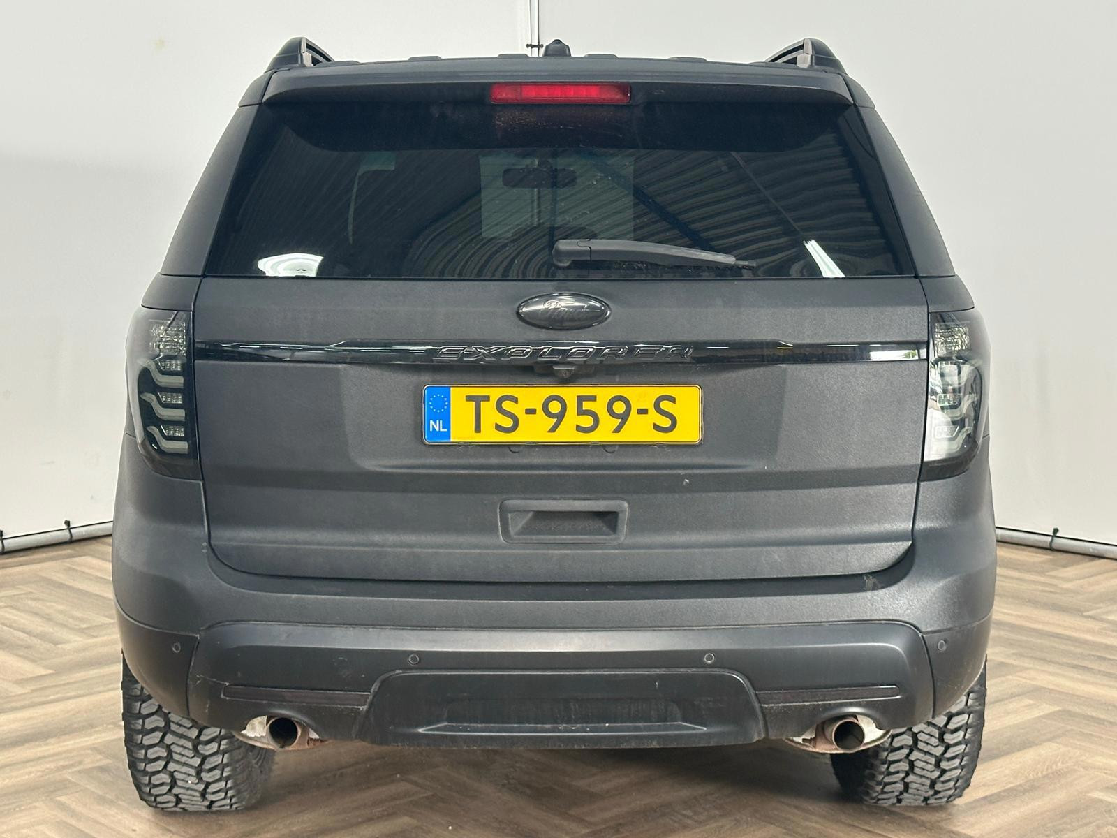 Foto van Ford Explorer XLT FWD 4dr