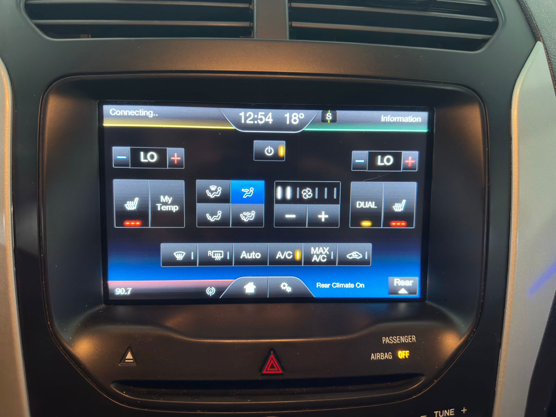 Foto van Ford Explorer XLT FWD 4dr