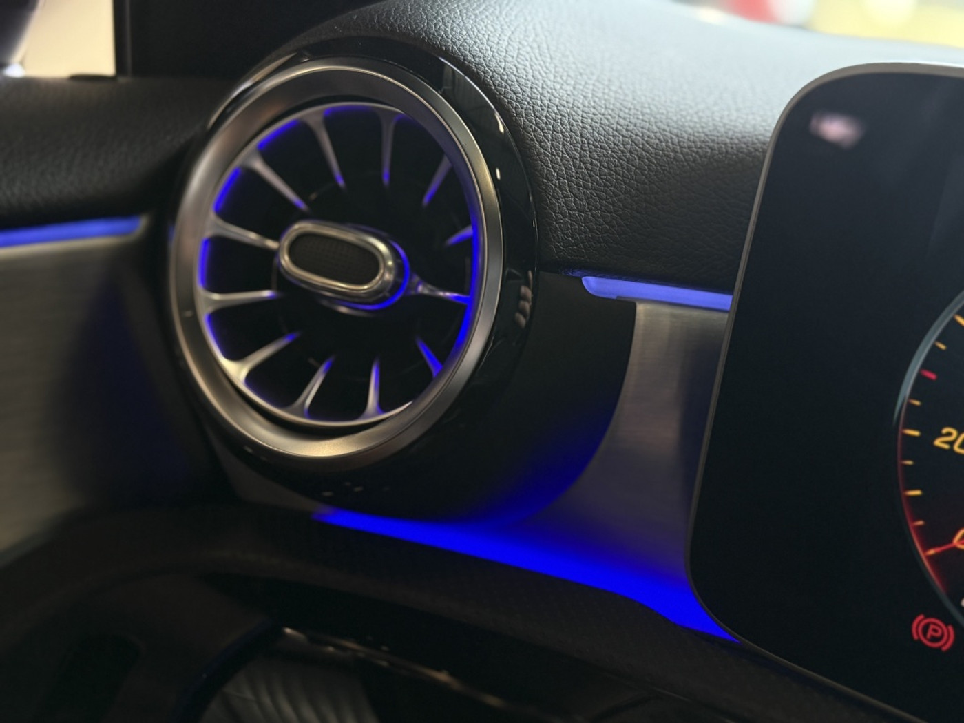 Foto van Mercedes-Benz A 220