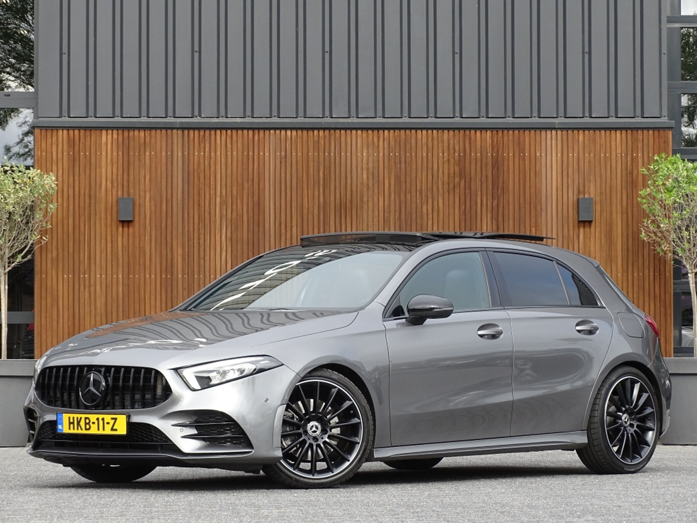 Foto van Mercedes-Benz A 220