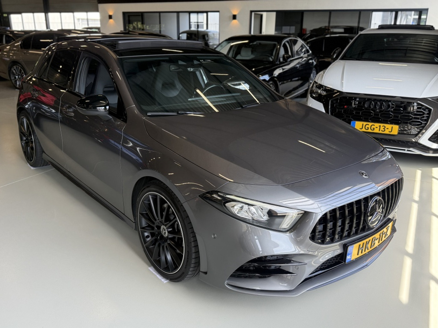 Foto van Mercedes-Benz A 220