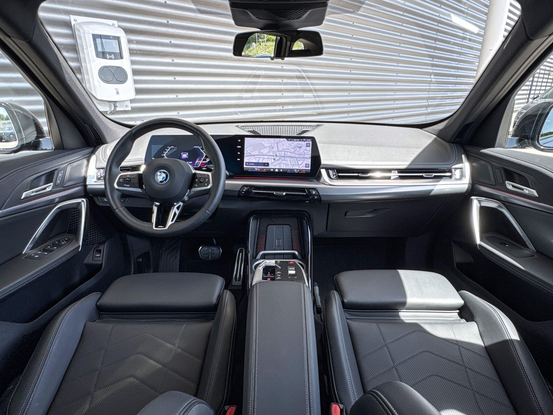 Foto van BMW Ix1 Edrive20