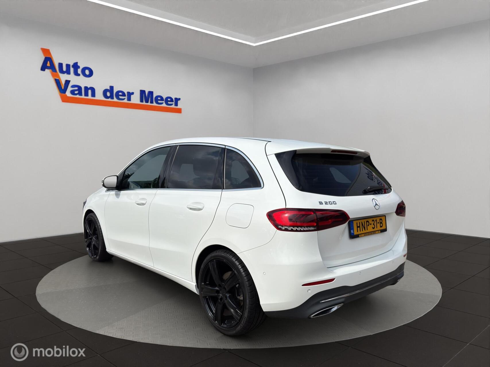 Foto van Mercedes-Benz B 200