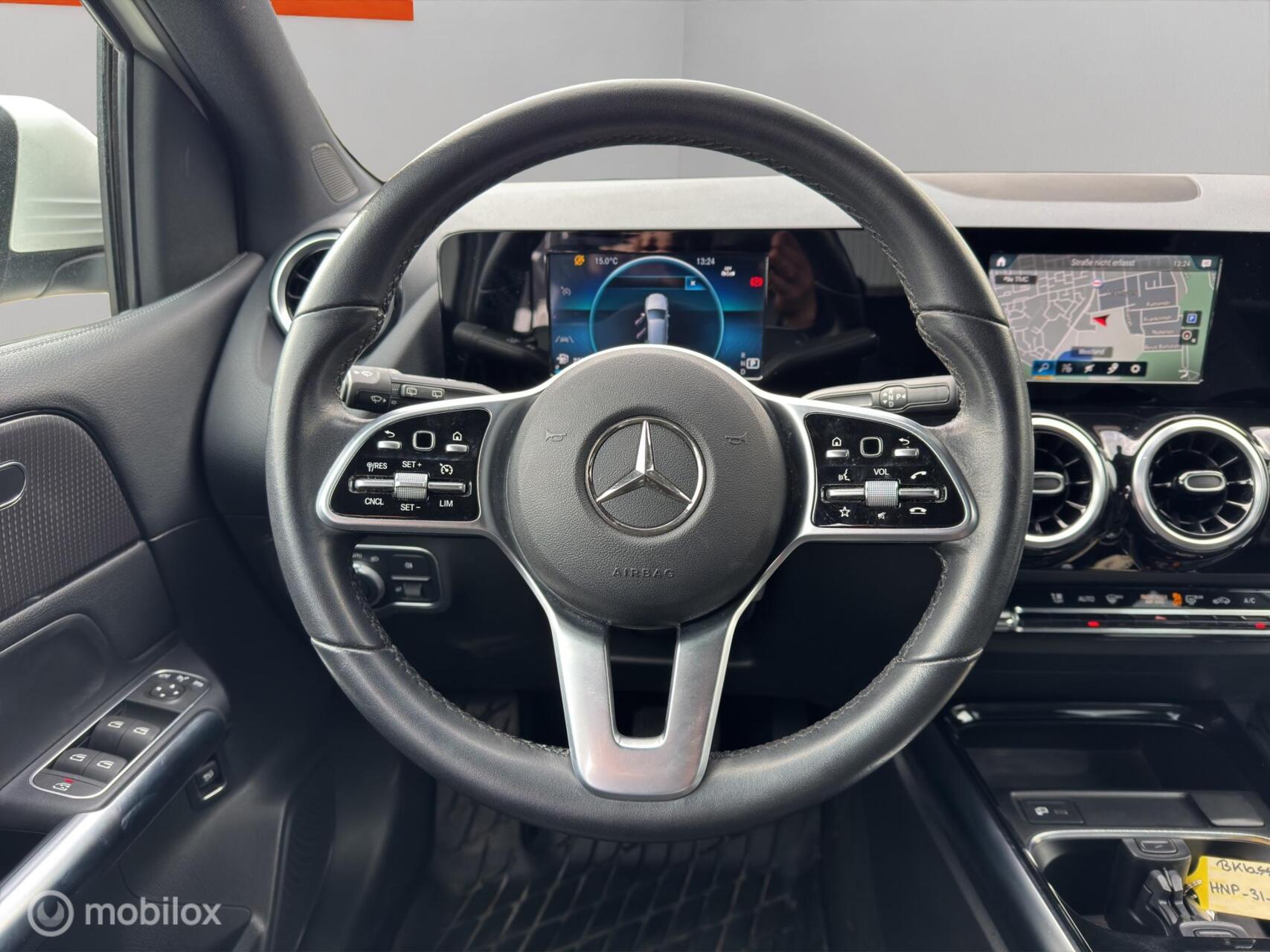 Foto van Mercedes-Benz B 200