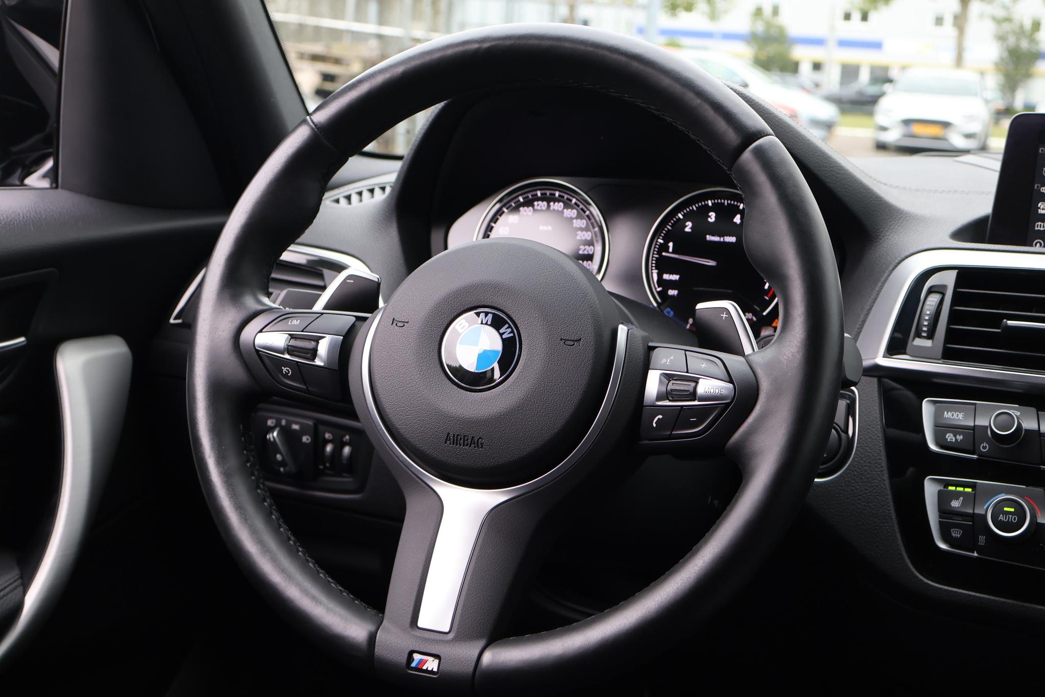 Foto van BMW M140i