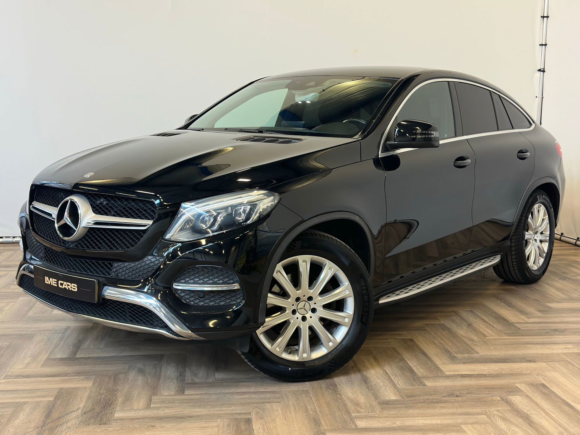 Mercedes-Benz Gle 400 4Matic 400 4MATIC|CARPLAY|LEDER|CAMERA|INRUIL MOGELIJK 2016 - voorkant