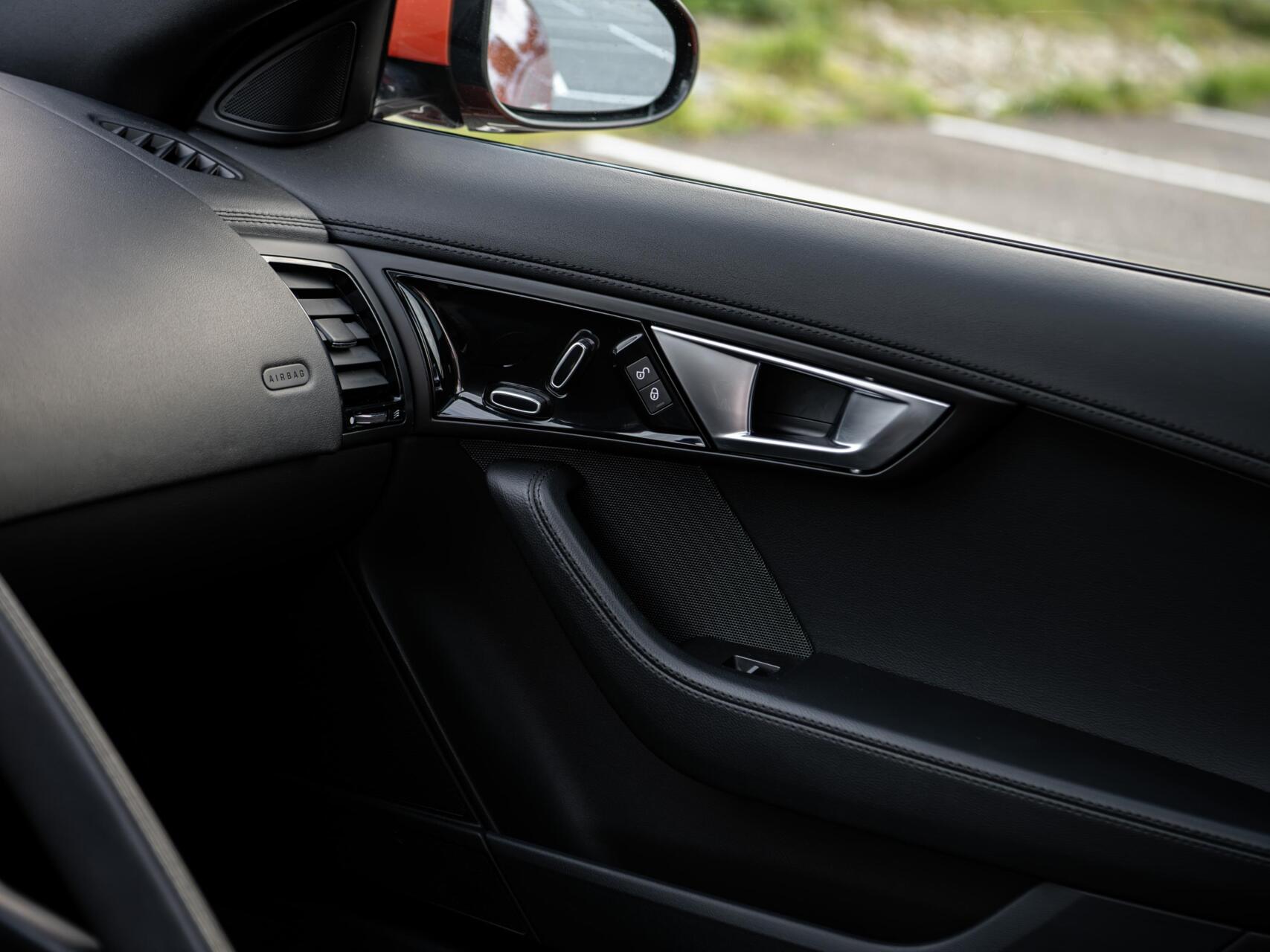 Foto van Jaguar Jaguar F-type