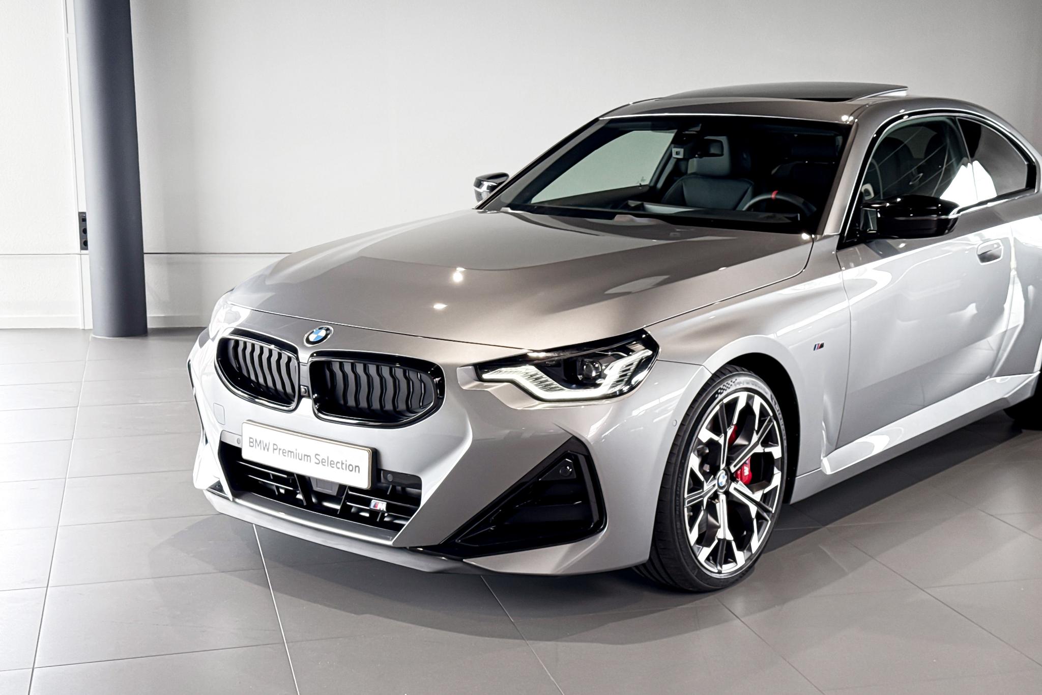 Foto van BMW M240i xDrive