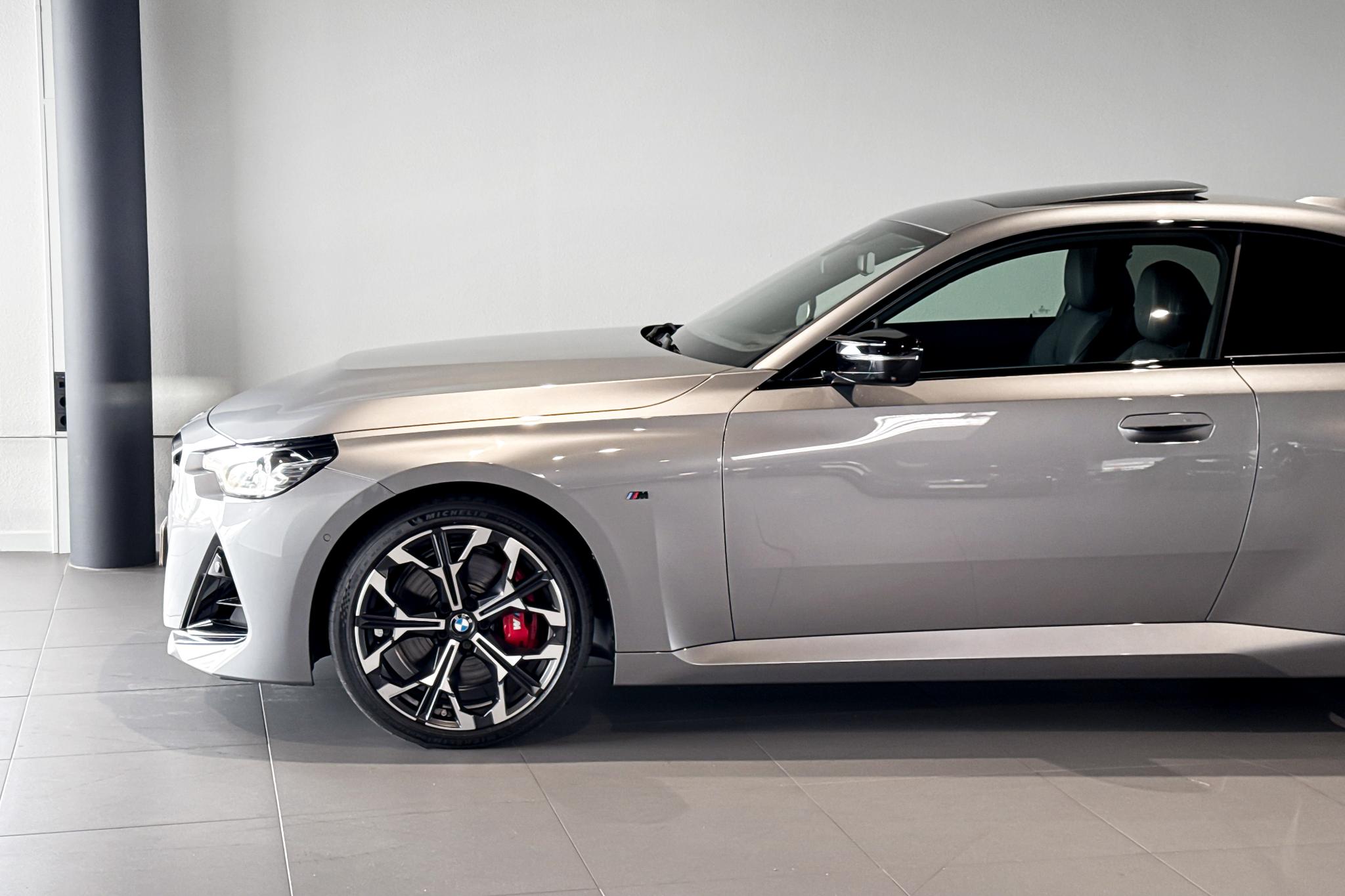 Foto van BMW M240i xDrive