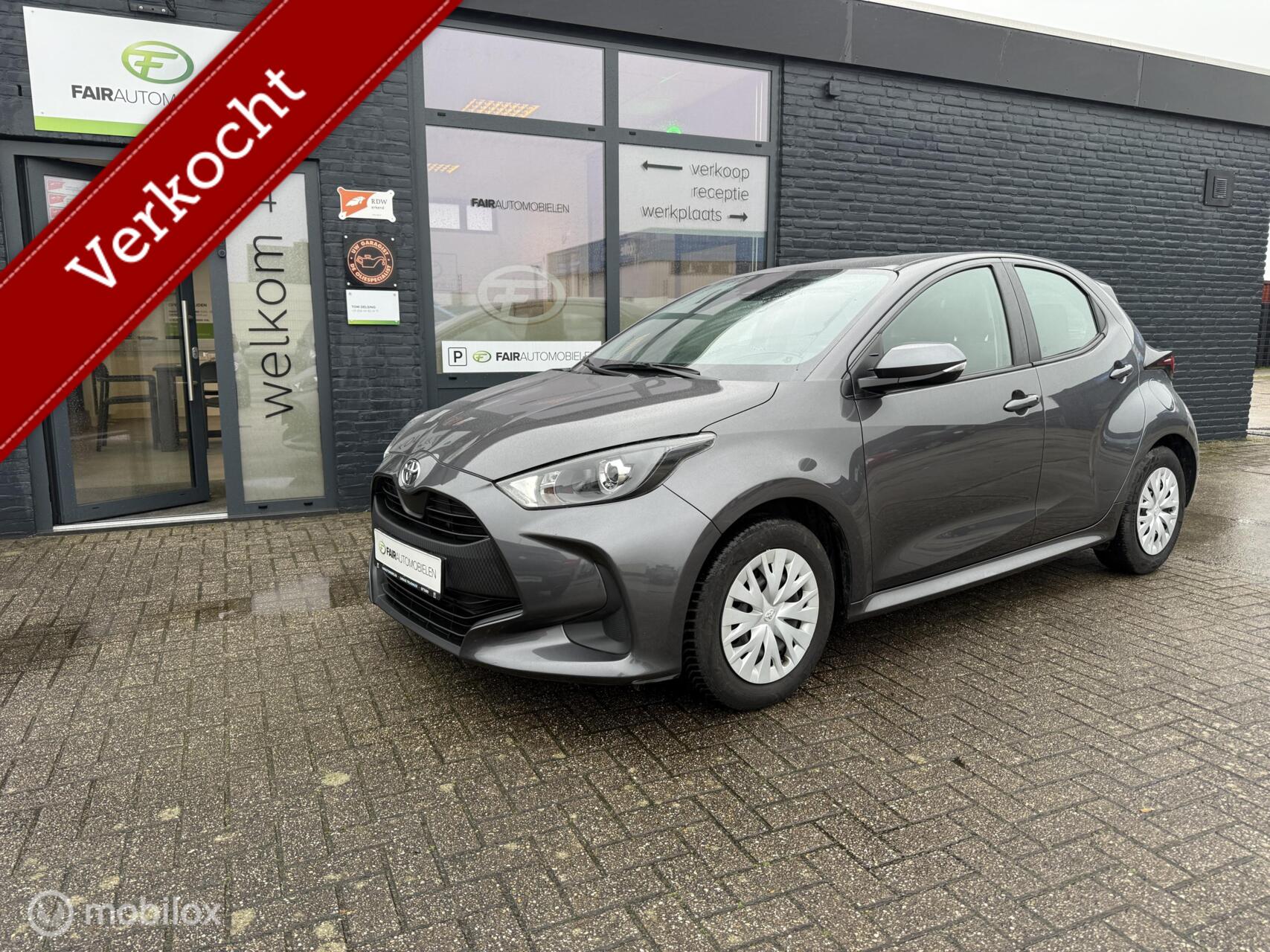 Toyota Yaris 1.0 VVT-i Active 2021 - voorkant