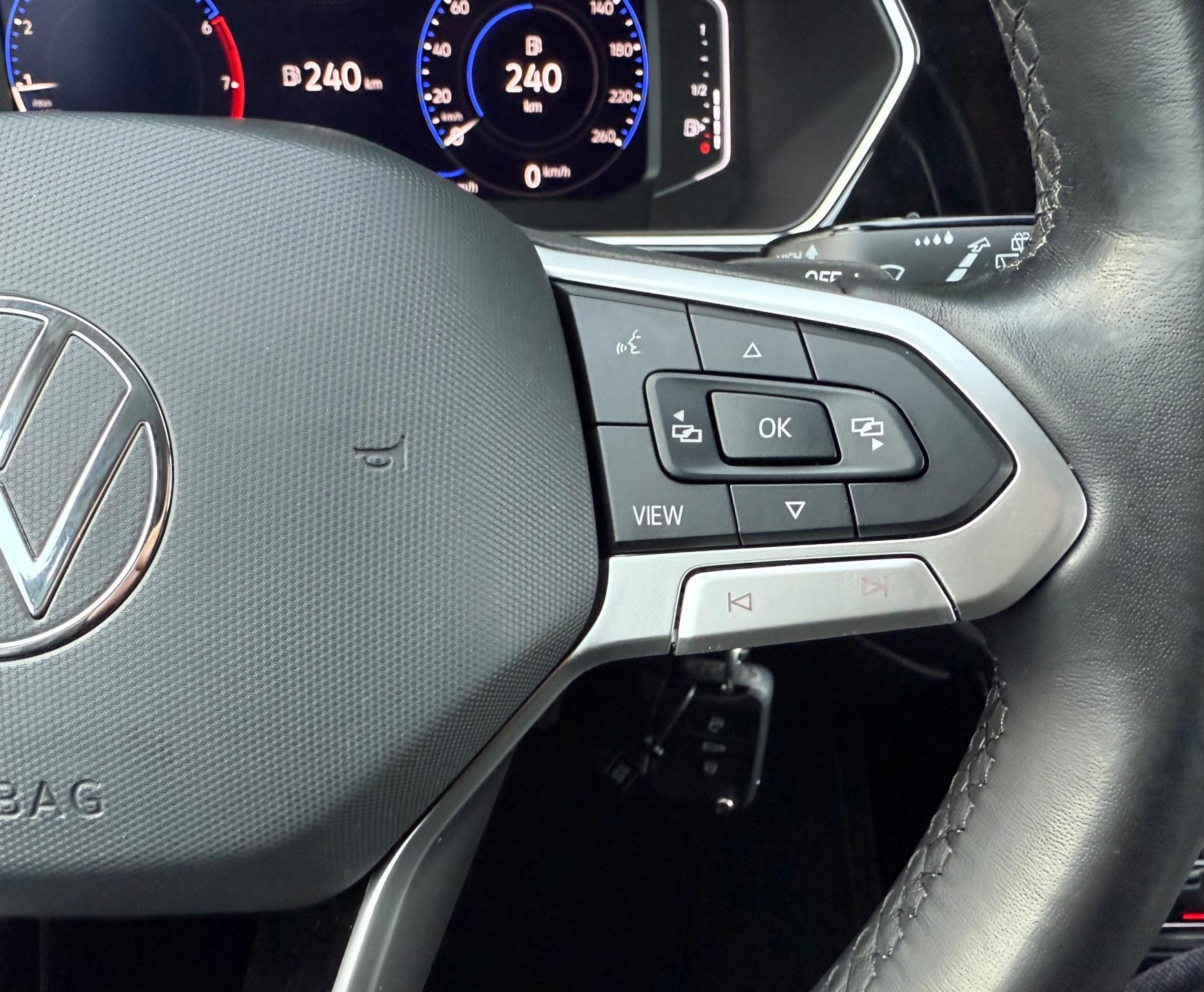 Foto van Volkswagen T-cross