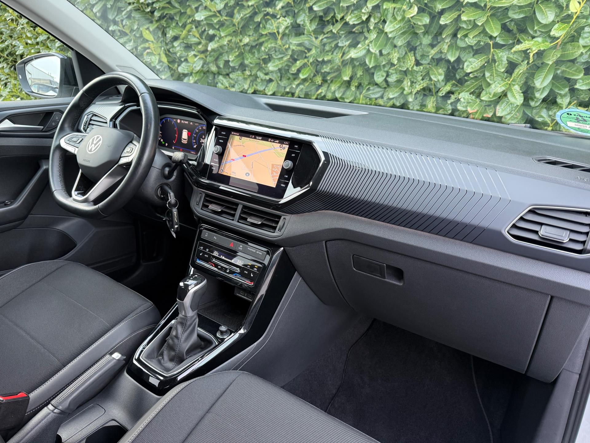 Foto van Volkswagen T-cross