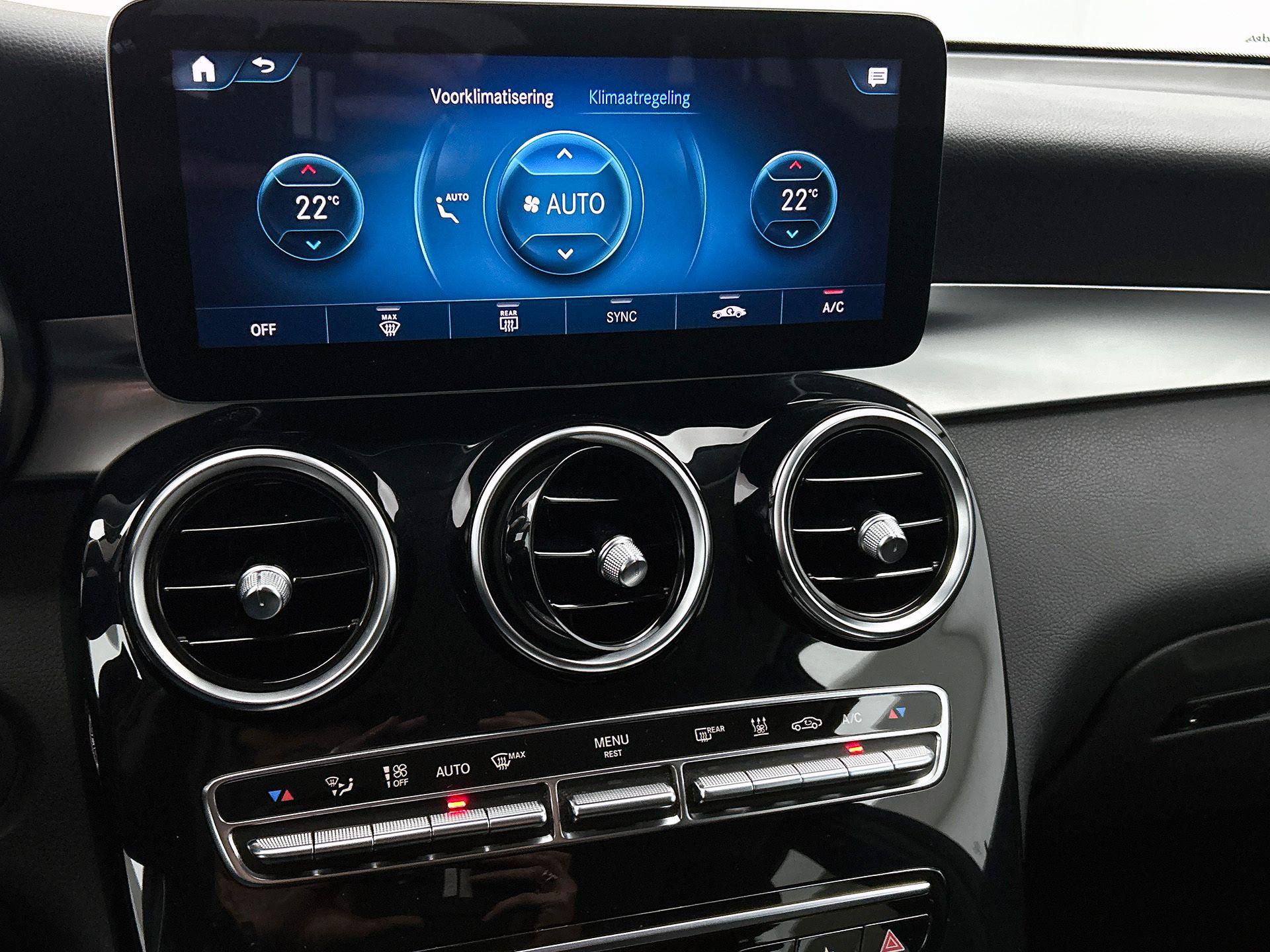 Foto van Mercedes-Benz GLC 300 E 4Matic