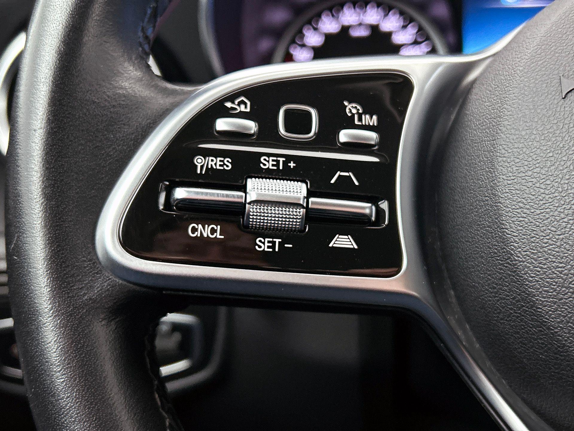 Foto van Mercedes-Benz GLC 300 E 4Matic