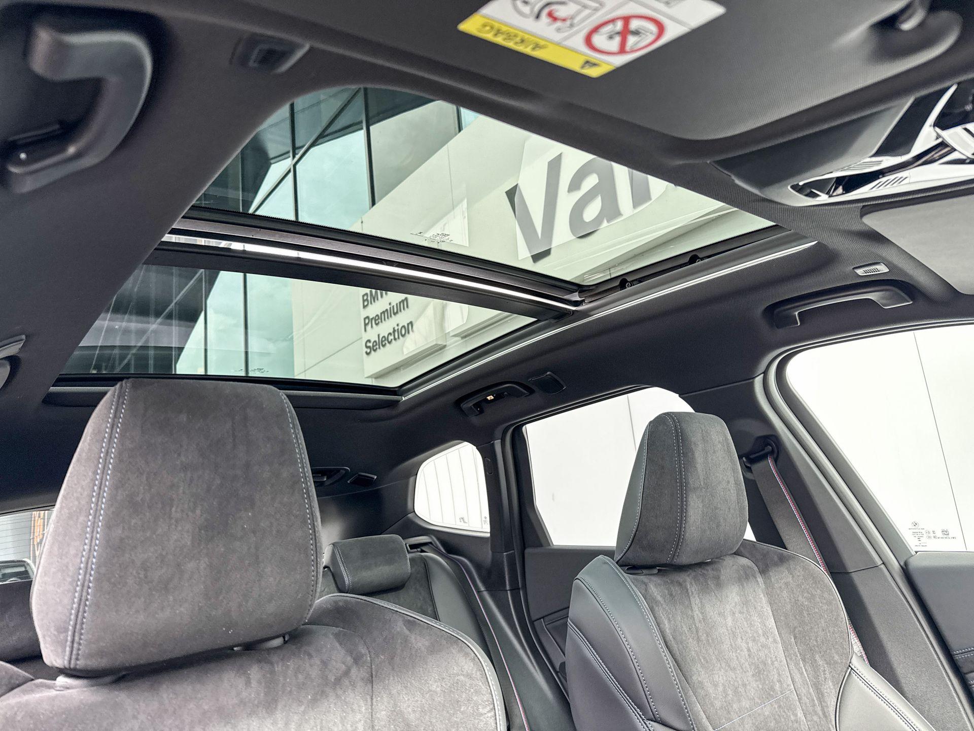 Foto van BMW Ix1 Edrive20