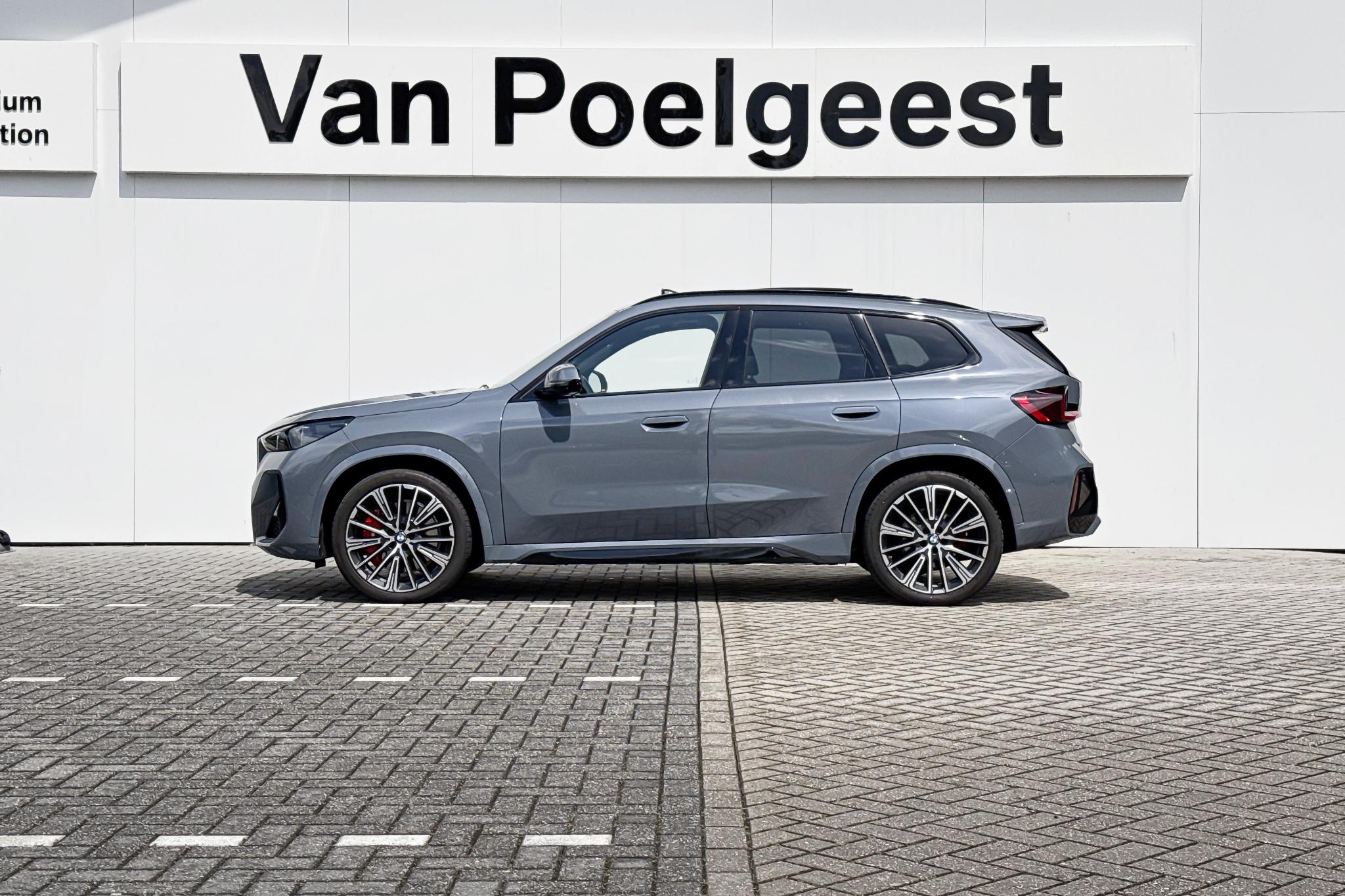 Foto van BMW Ix1 Edrive20