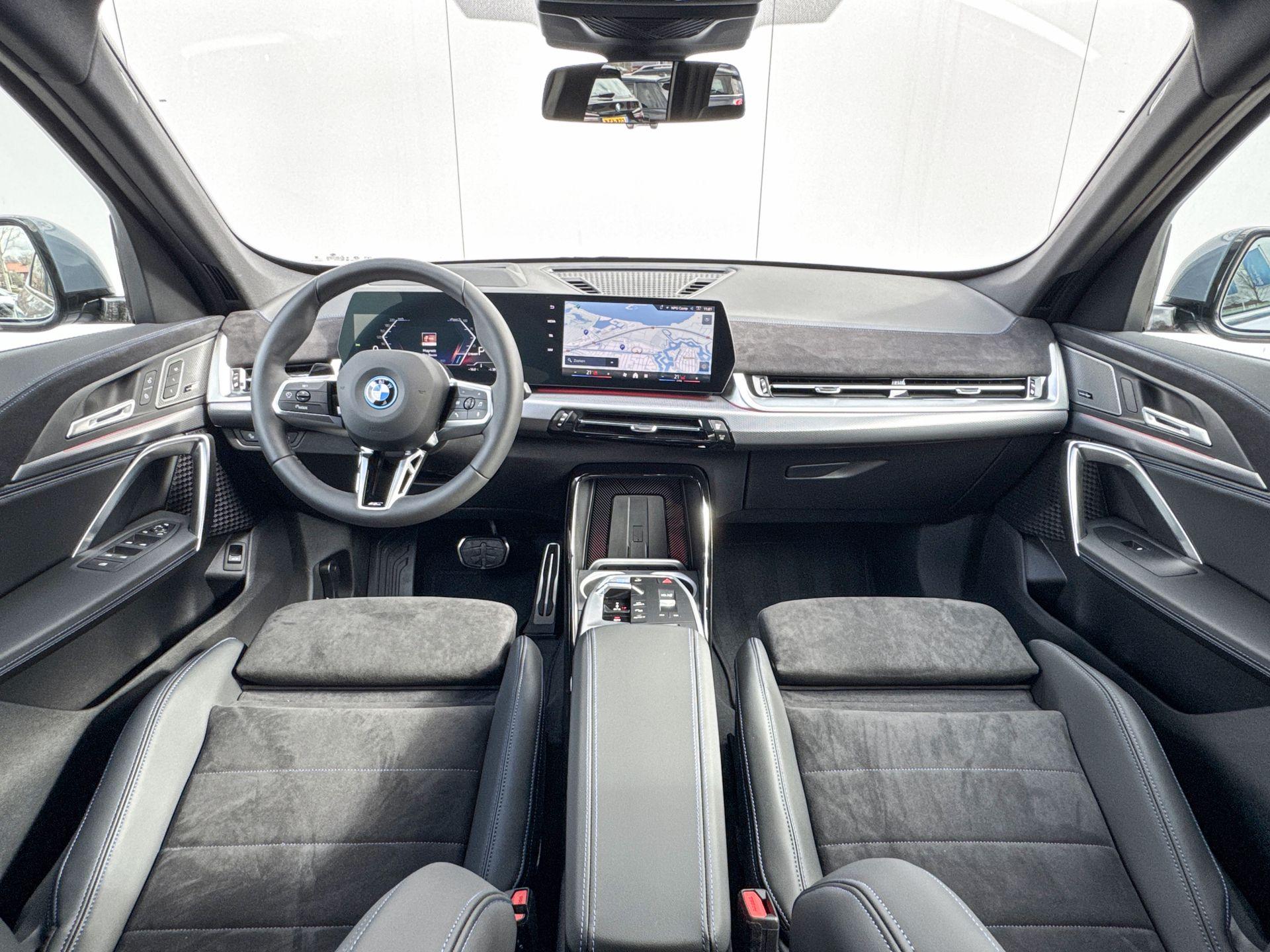 Foto van BMW Ix1 Edrive20