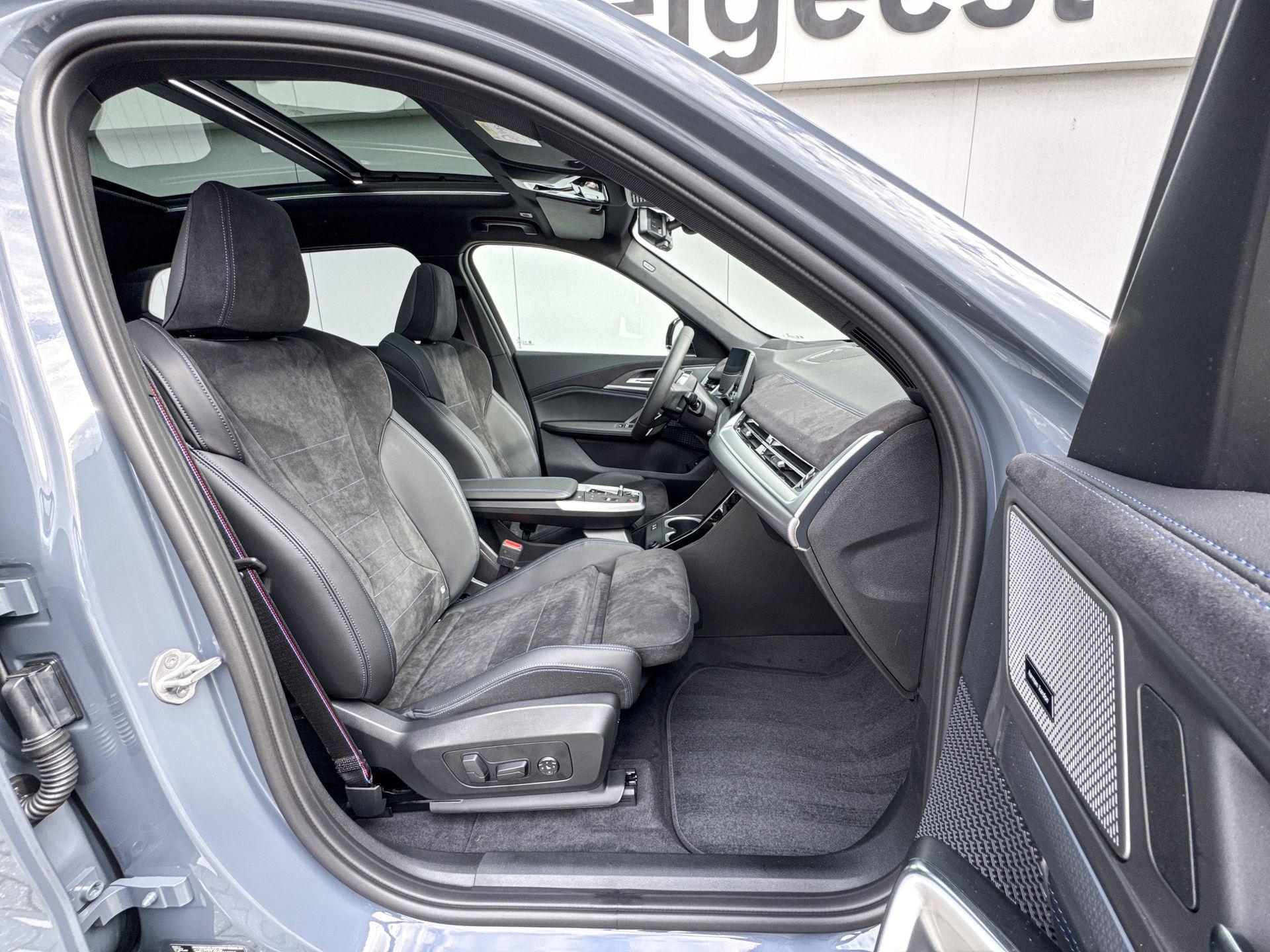 Foto van BMW Ix1 Edrive20