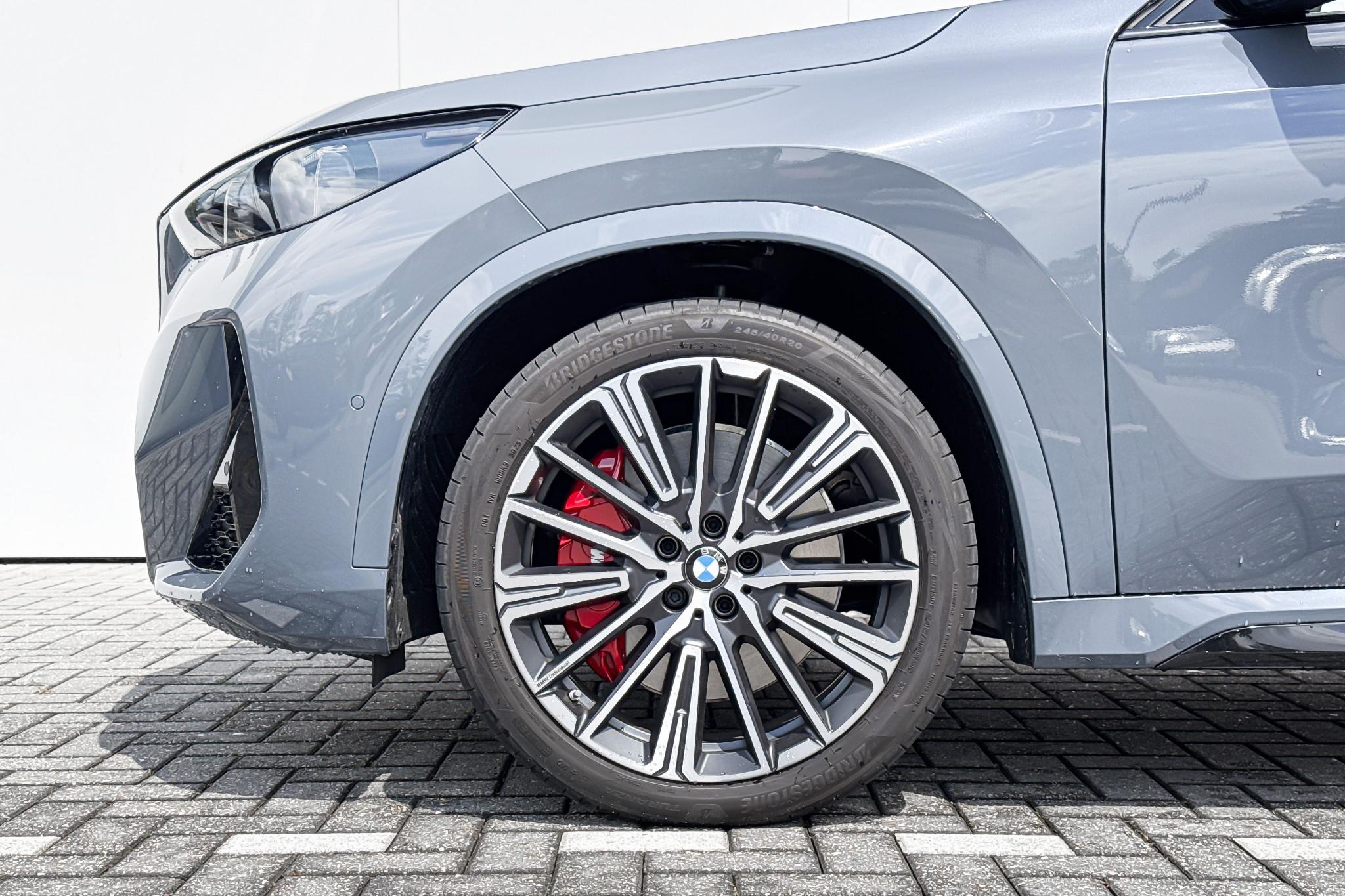 Foto van BMW Ix1 Edrive20