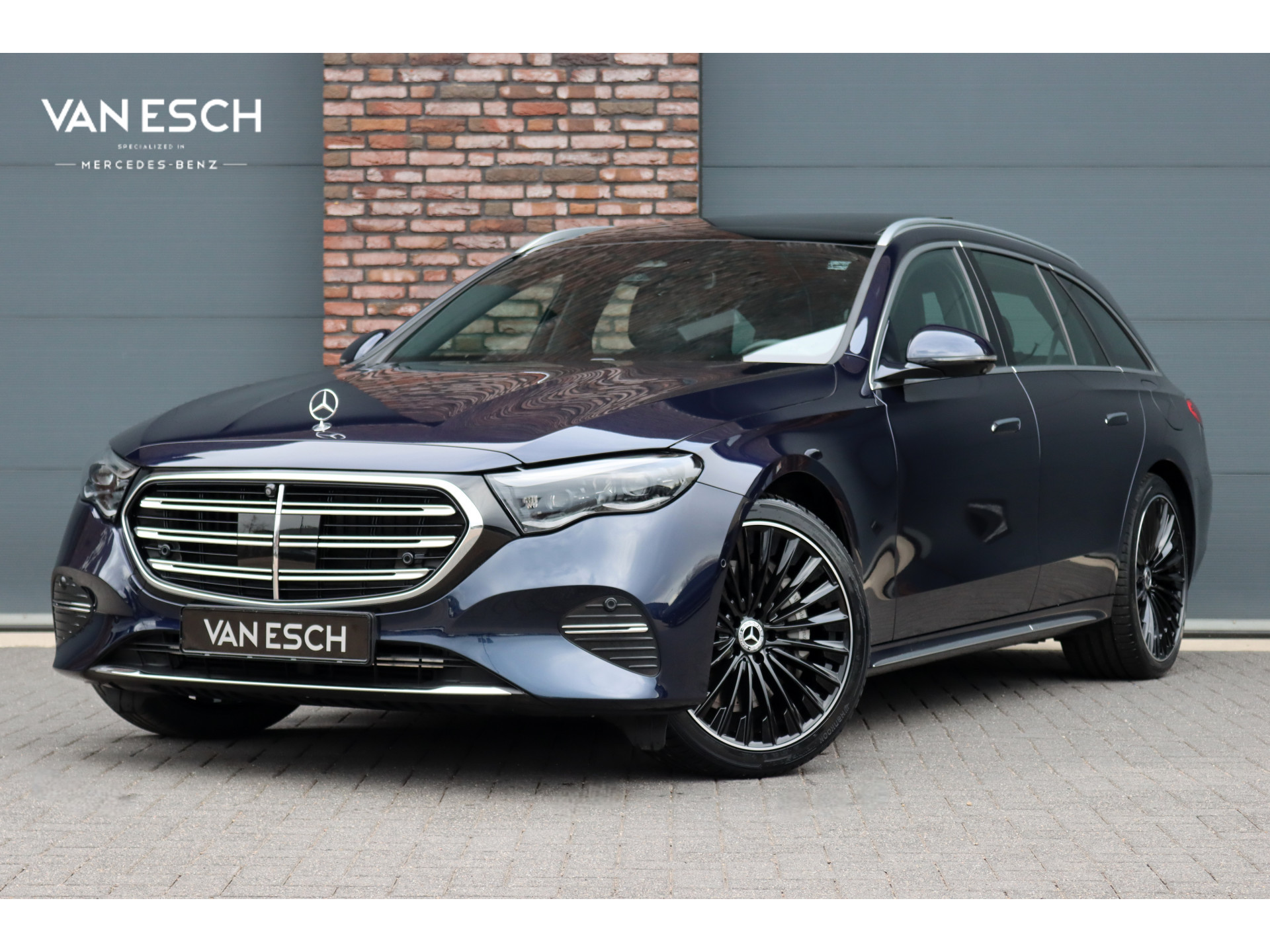 Mercedes-Benz E-klasse Estate 300 e Exclusive Line Premium | 2024 - voorkant