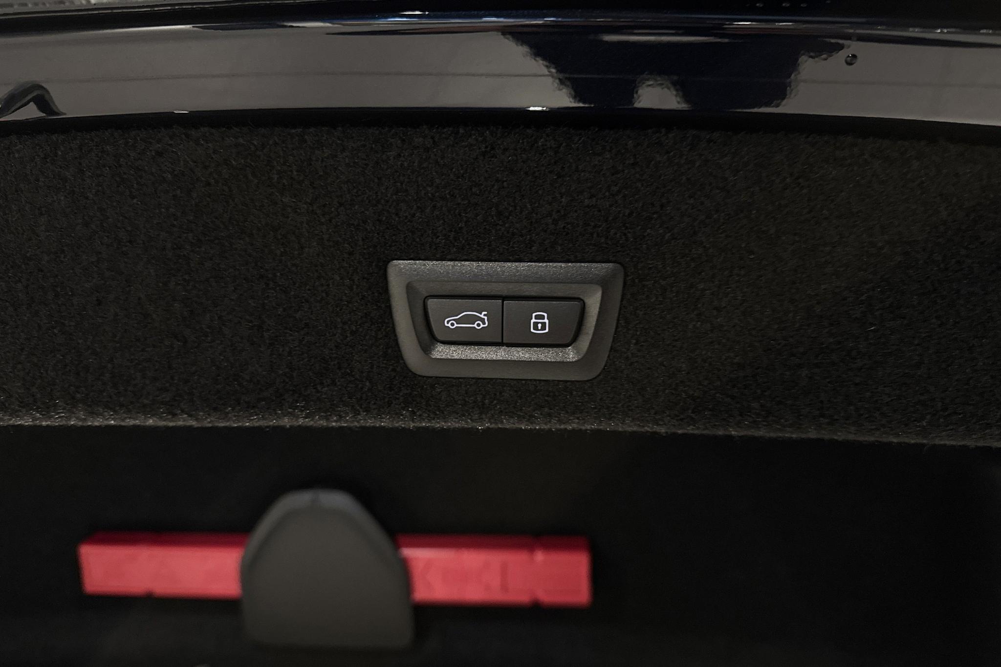 Foto van BMW M760e xDrive