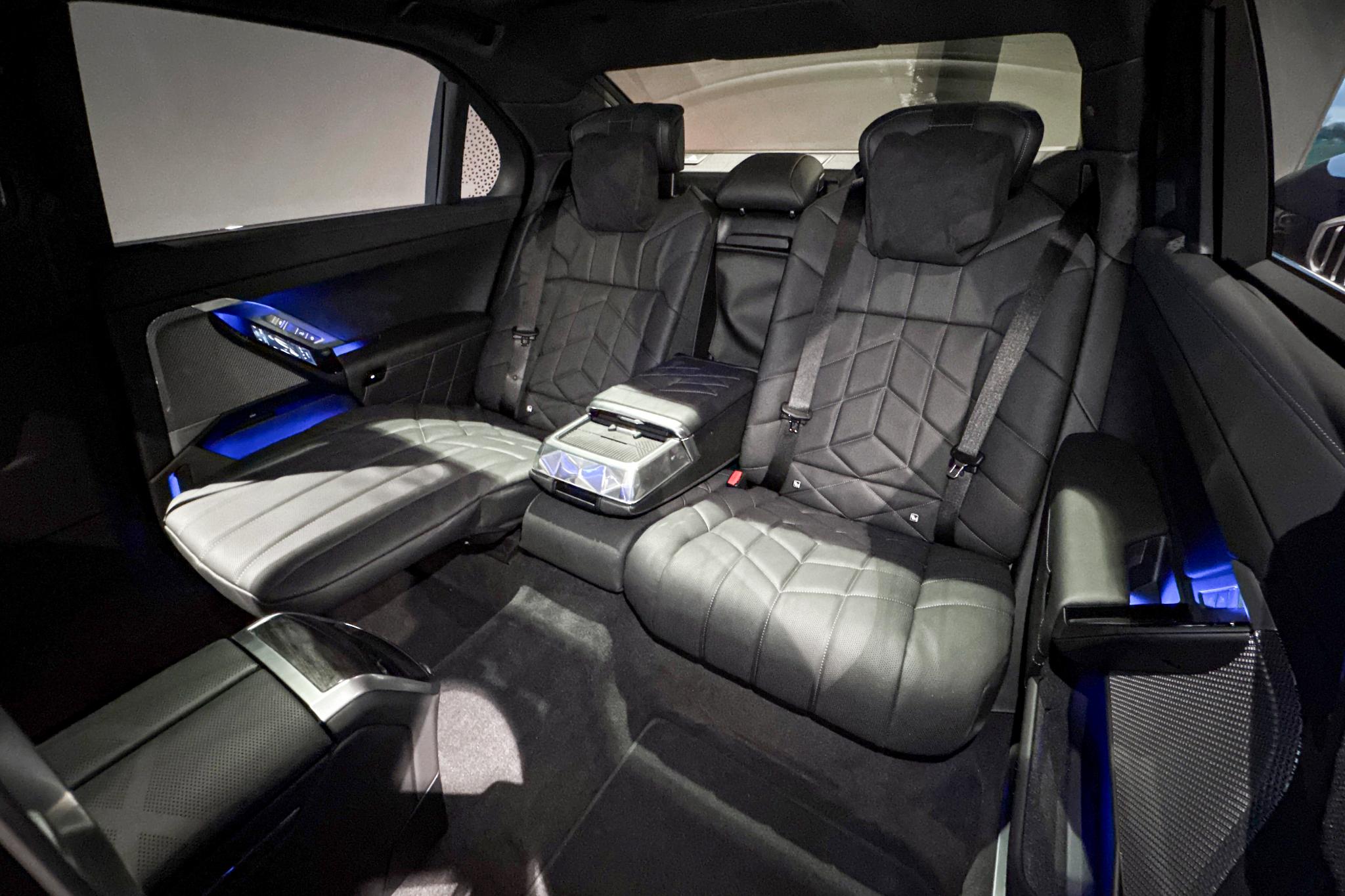 Foto van BMW M760e xDrive