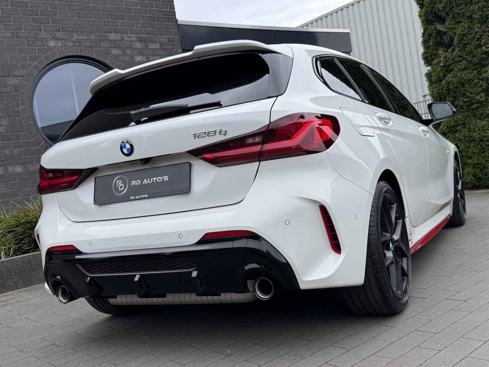 Foto van BMW 128ti