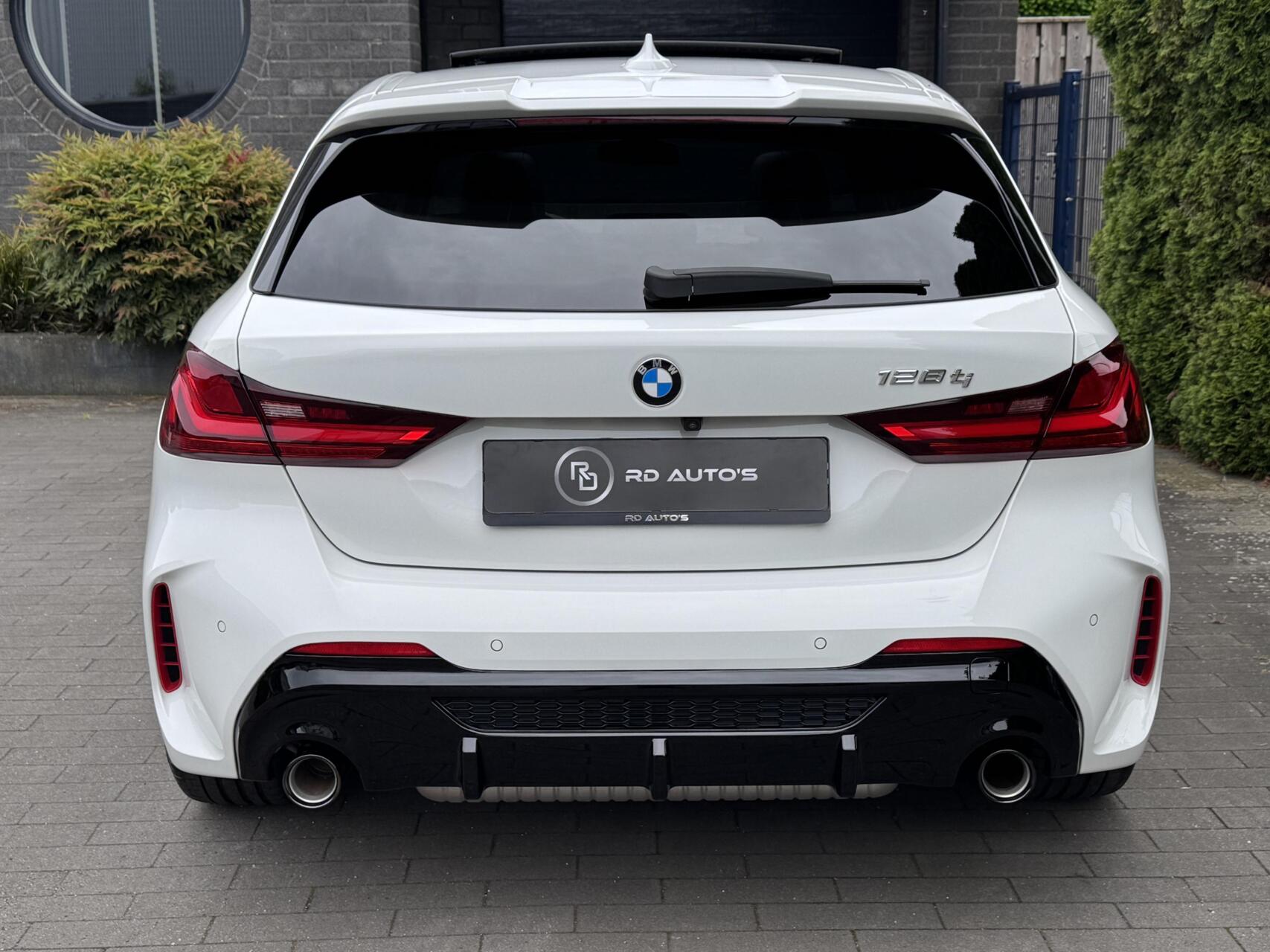 Foto van BMW 128ti