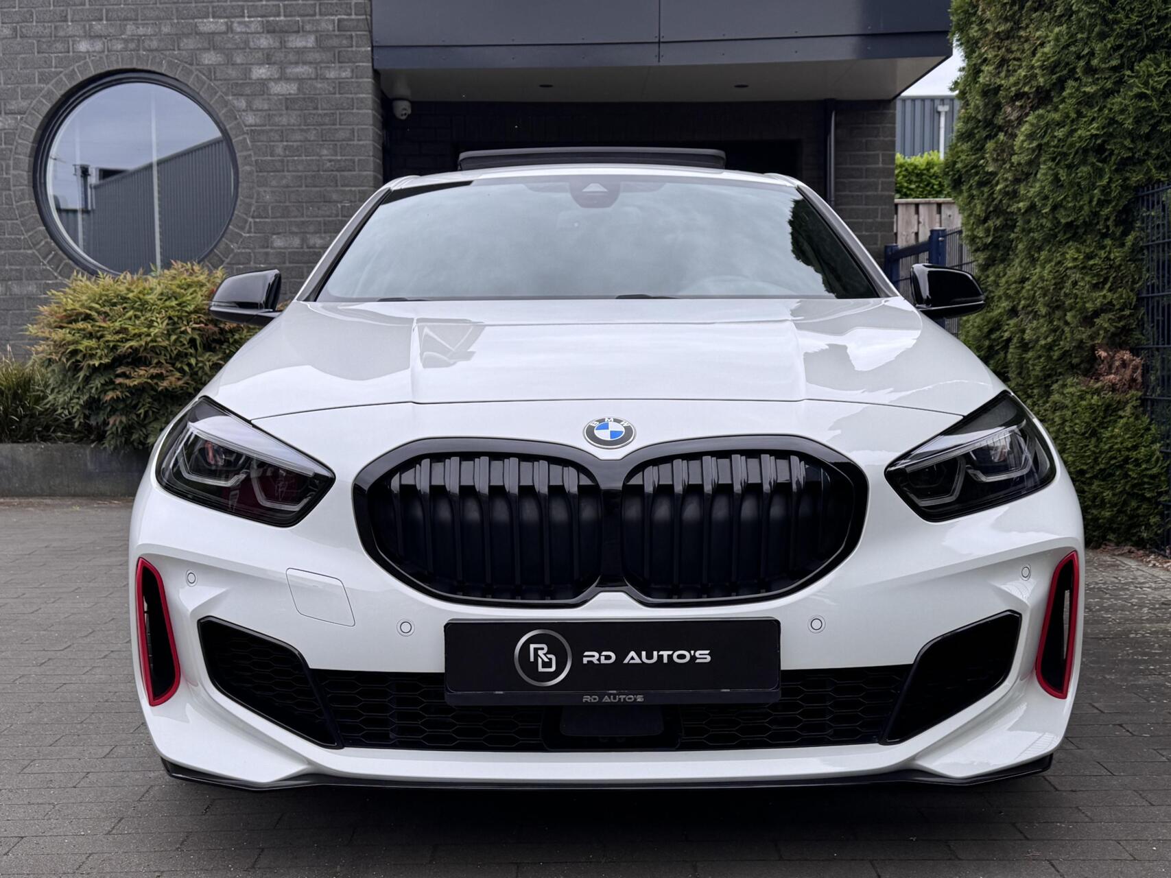 Foto van BMW 128ti