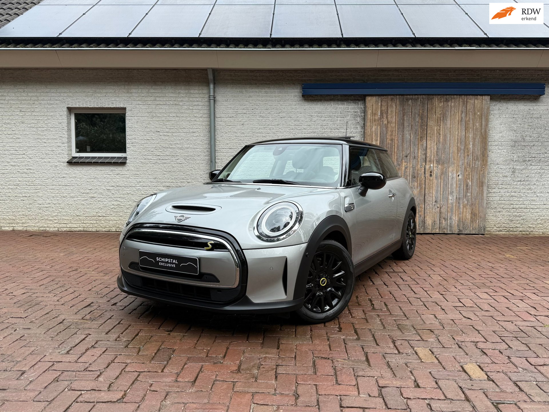 Foto van MINI COOPER SE