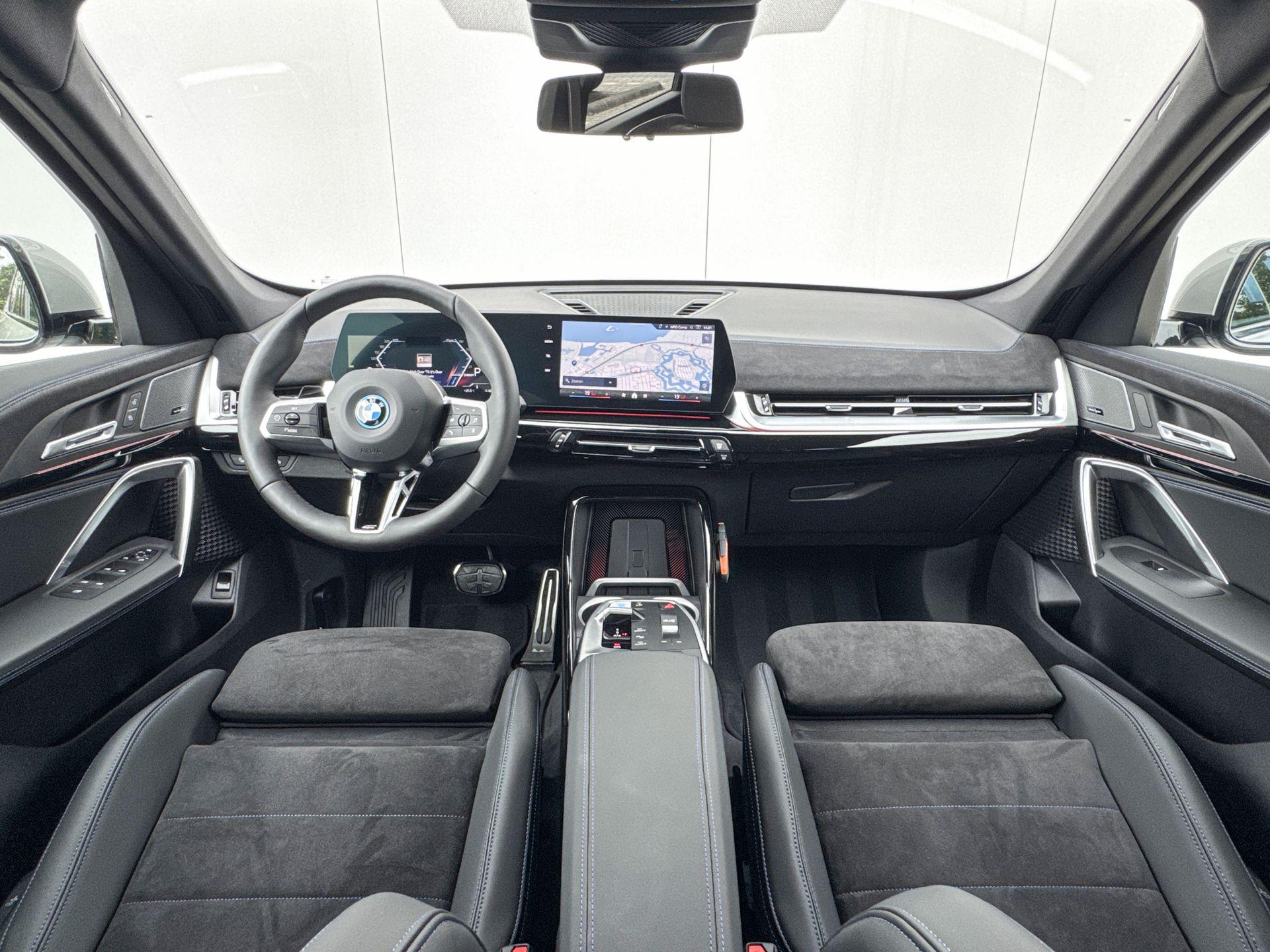 Foto van BMW Ix1 Edrive20
