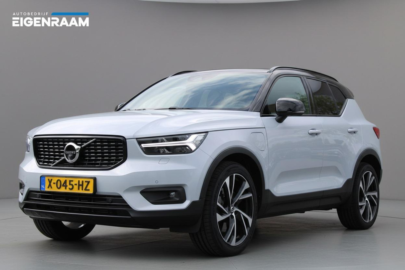 Volvo XC40 1.5 T5 Recharge R-Design 2020 - voorkant