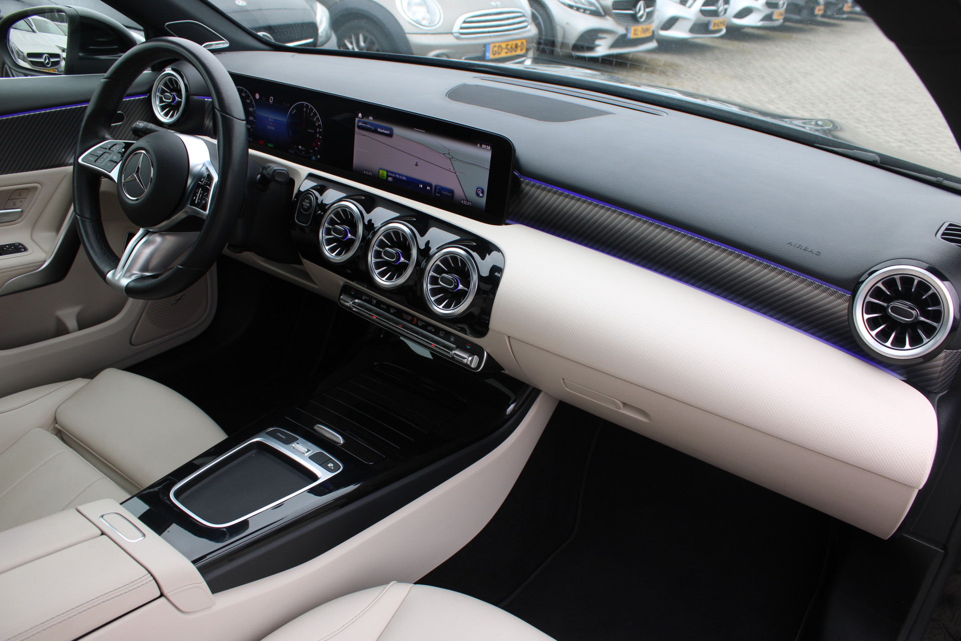Foto van Mercedes-Benz A 250 E