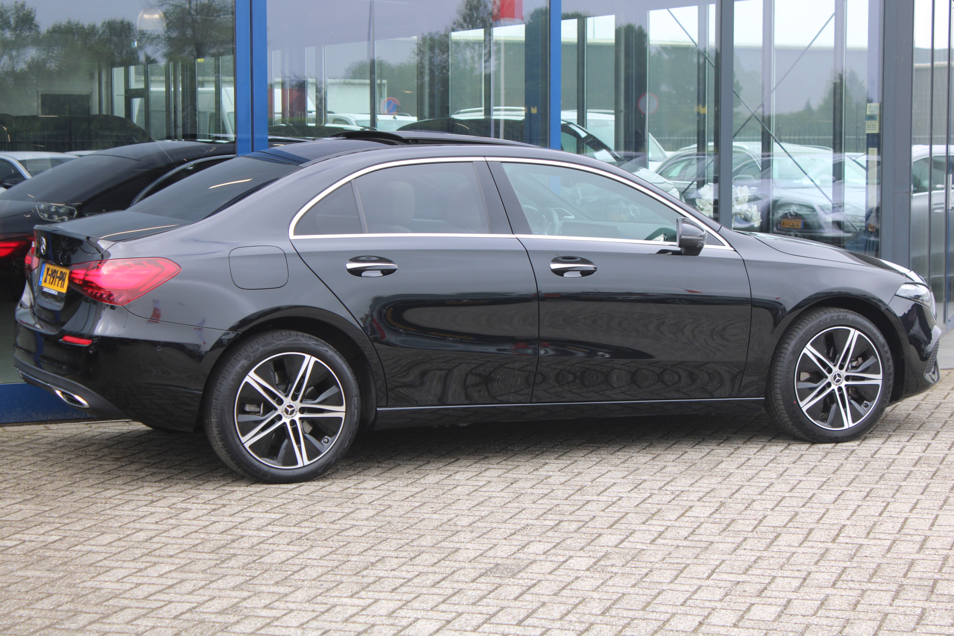 Foto van Mercedes-Benz A 250 E