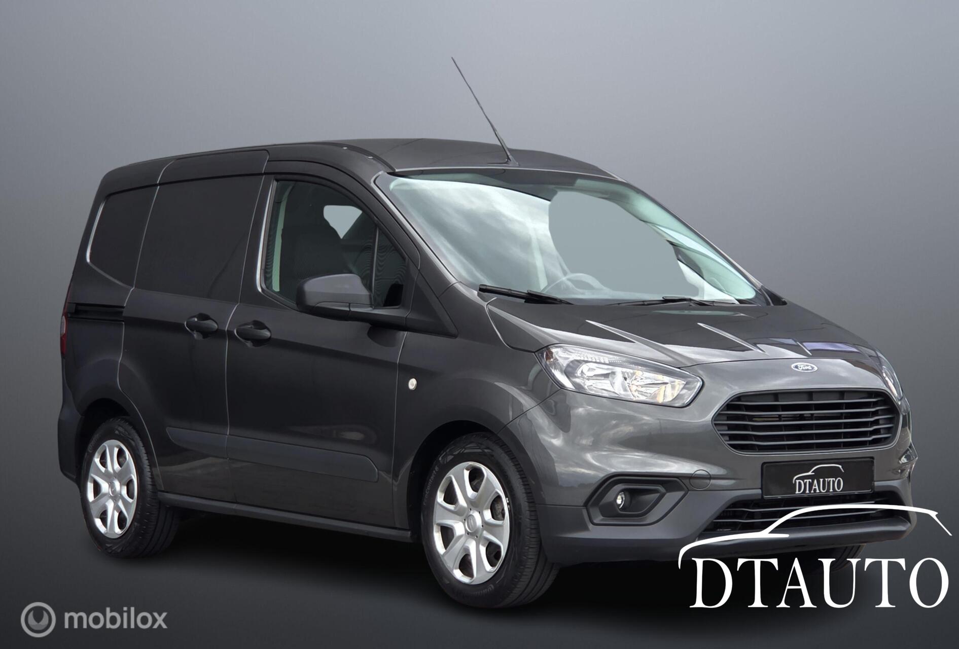 Foto van Ford Transit Courier