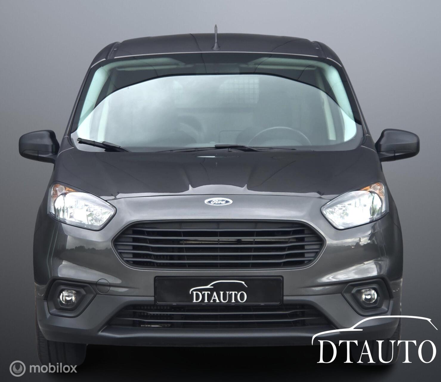 Foto van Ford Transit Courier
