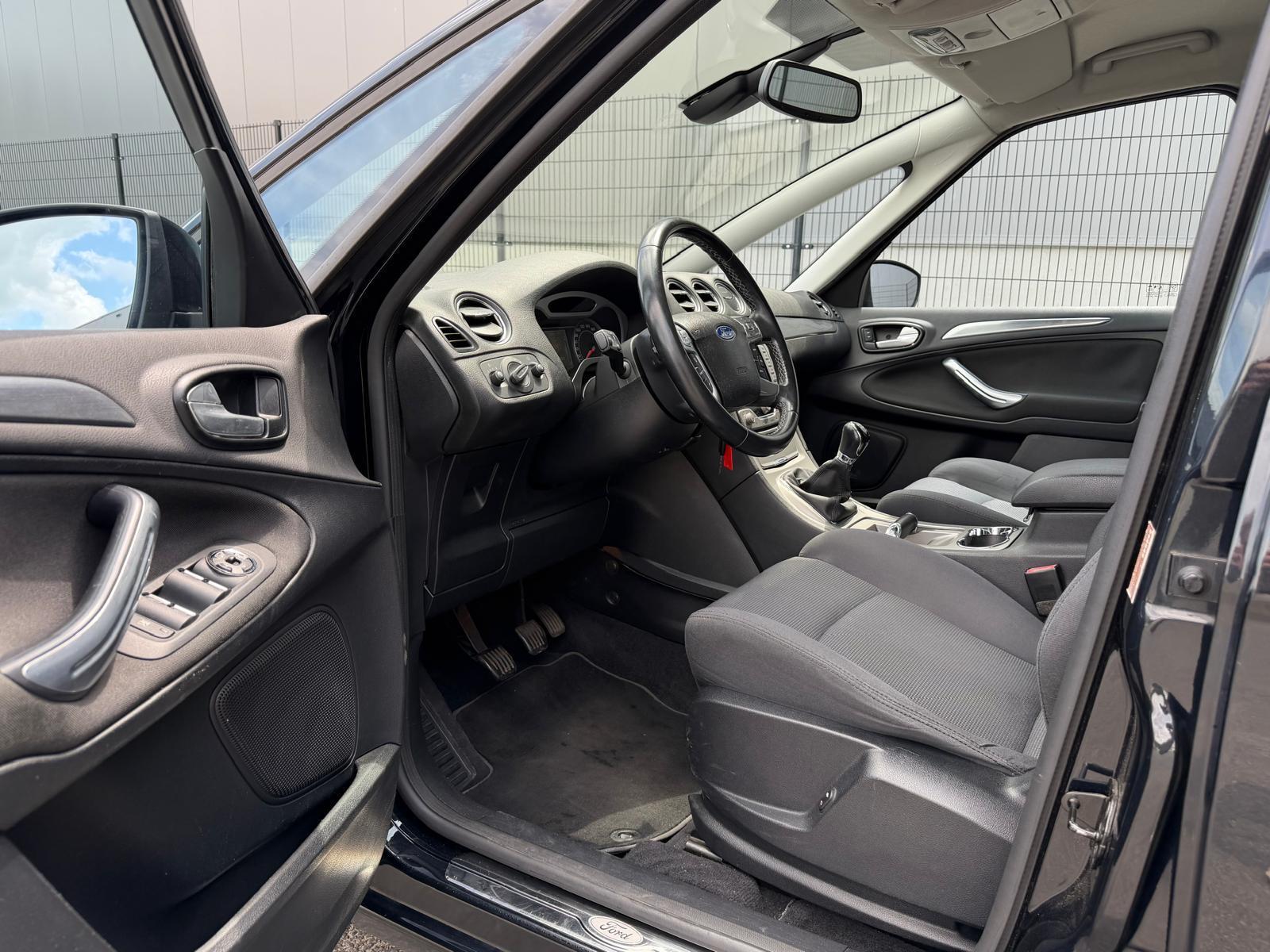 Foto van Ford S-max