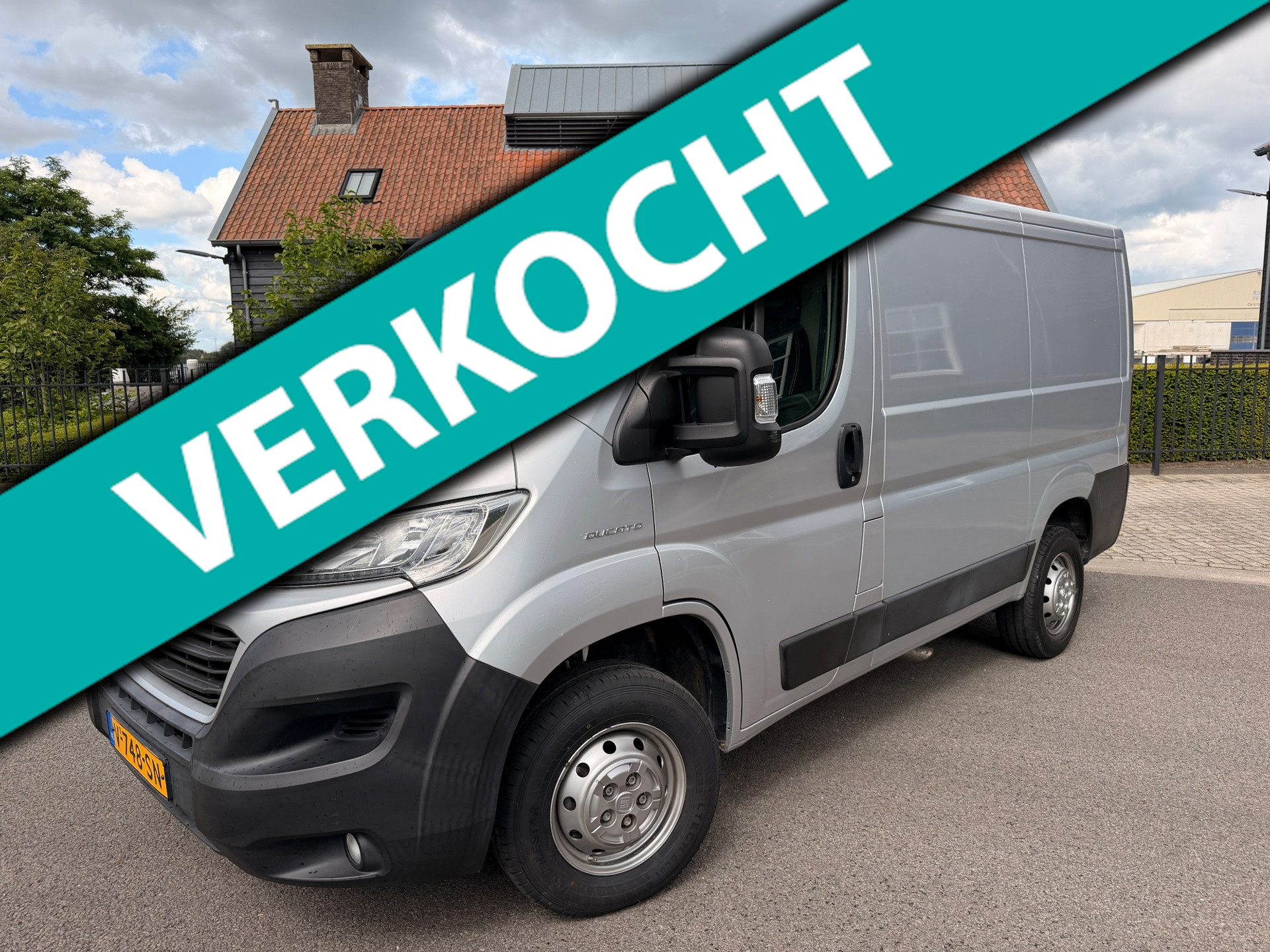 Fiat Fiat Ducato 30 2.3 MultiJet 130PK L1H1 AIRCO/ECC NAVIGATIE SCHUIFDEUR TREKHAAK 2018 - voorkant