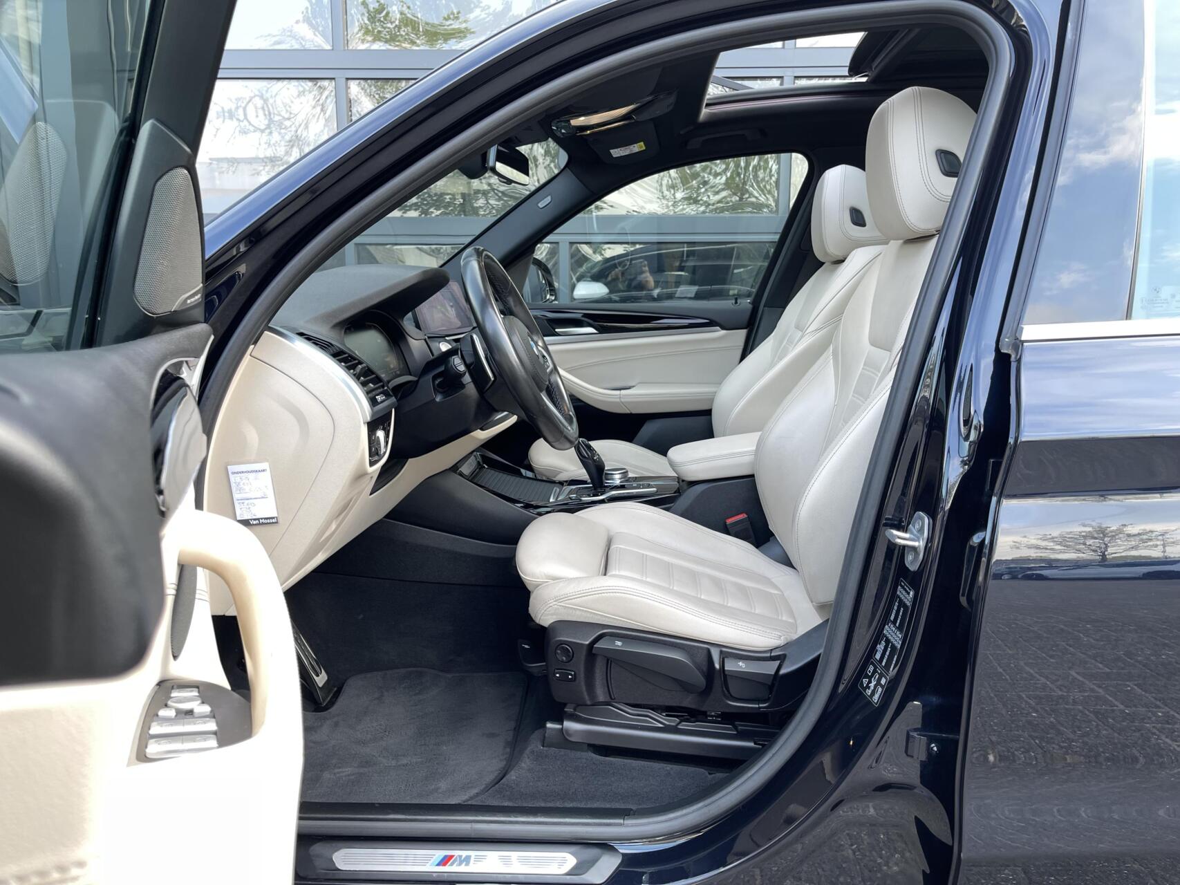 Foto van BMW X3 Xdrive20i