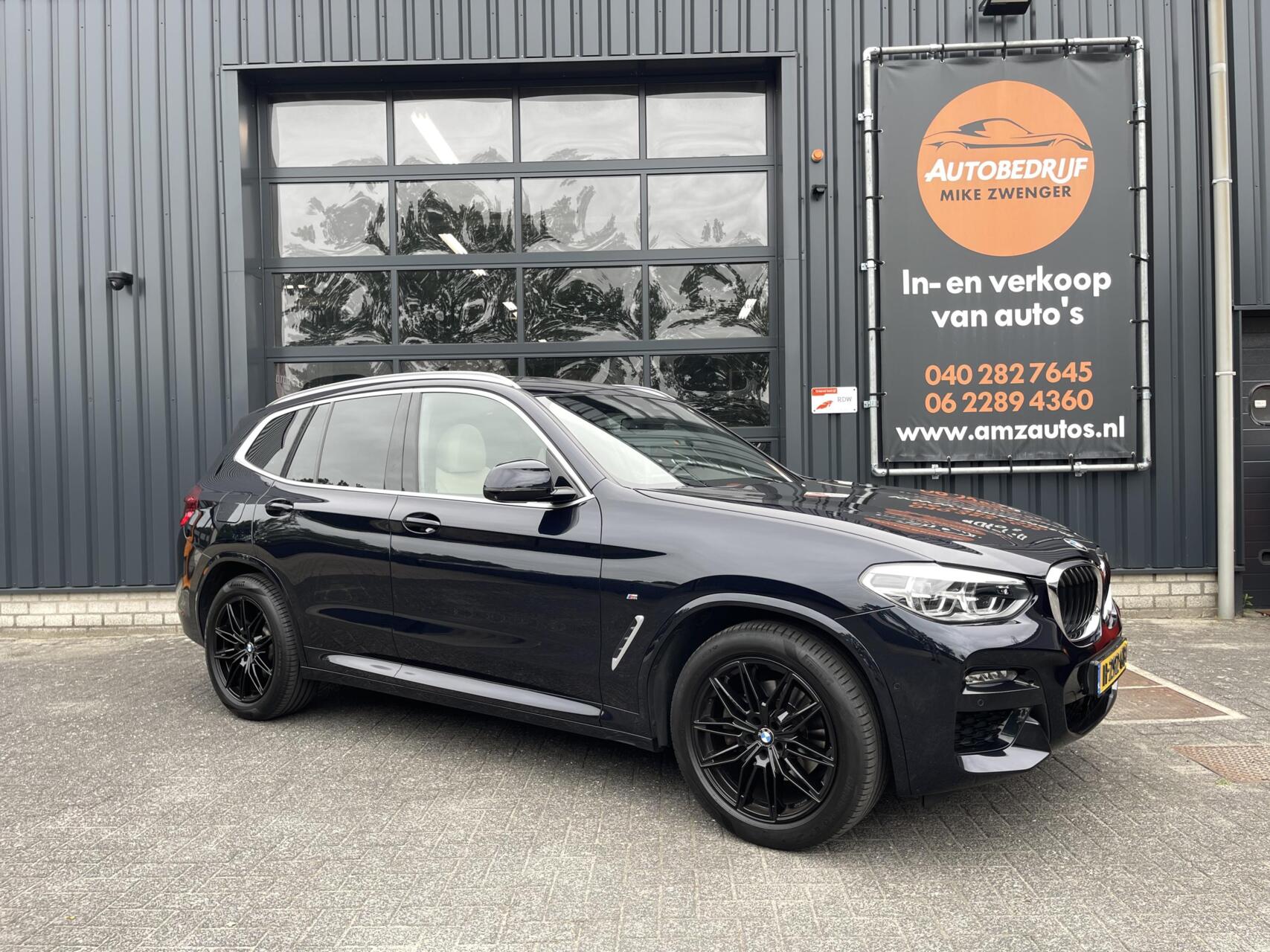 Foto van BMW X3 Xdrive20i