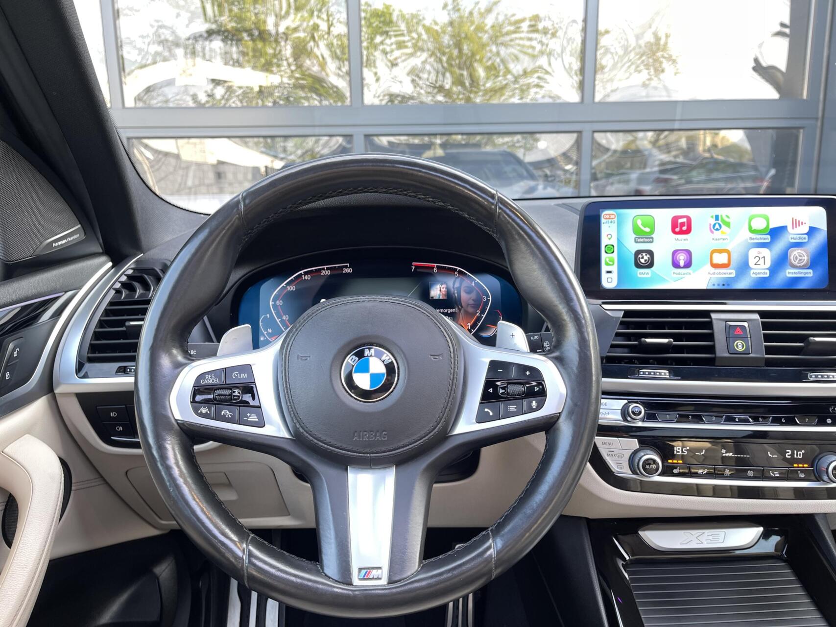 Foto van BMW X3 Xdrive20i