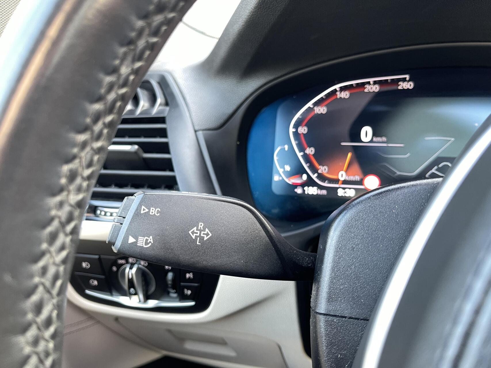 Foto van BMW X3 Xdrive20i